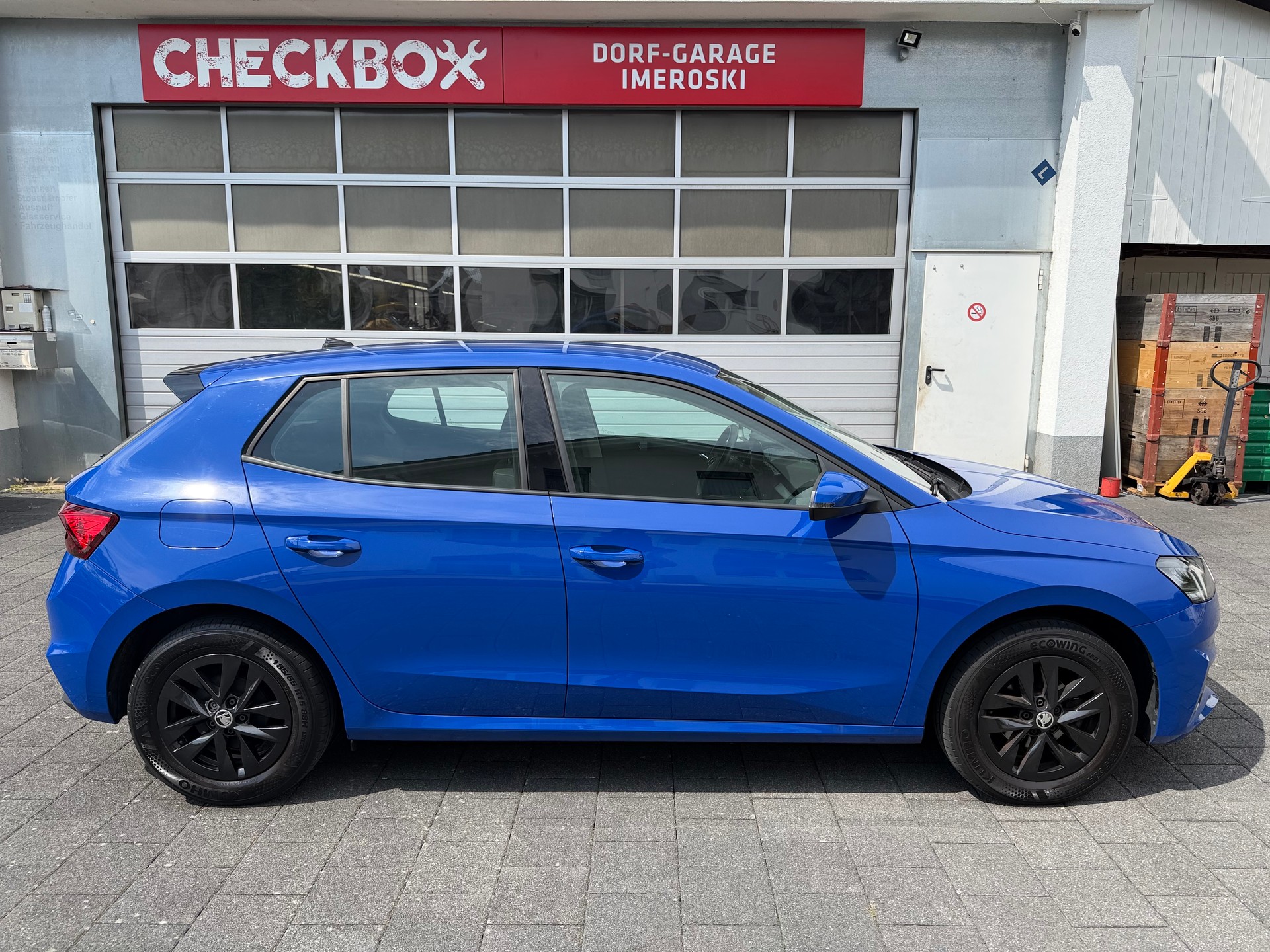 SKODA Fabia 1.0 TSI Ambition-image-3