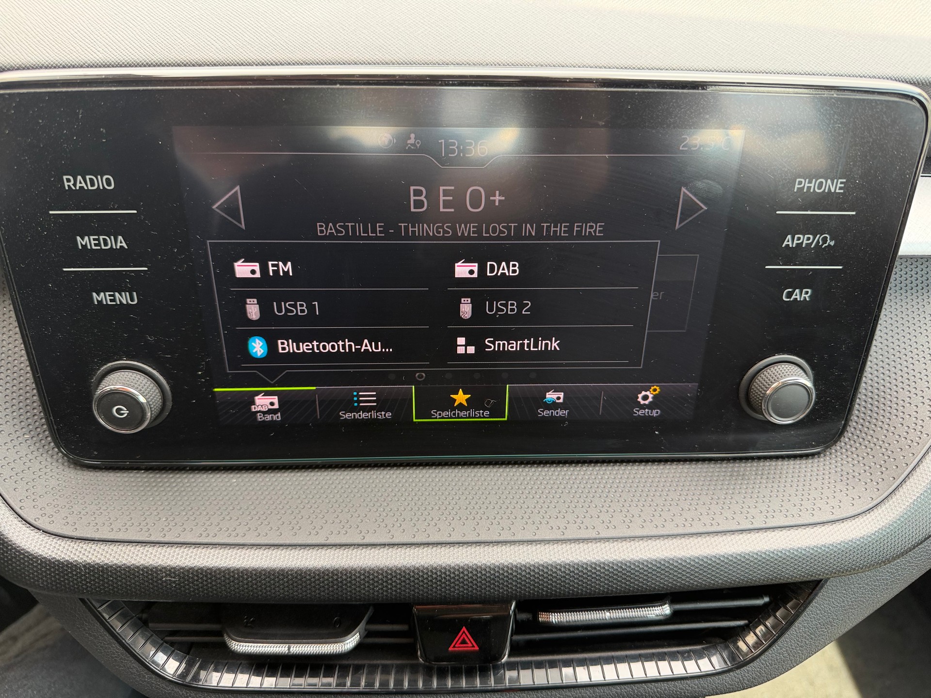 SKODA Fabia 1.0 TSI Ambition-image-13