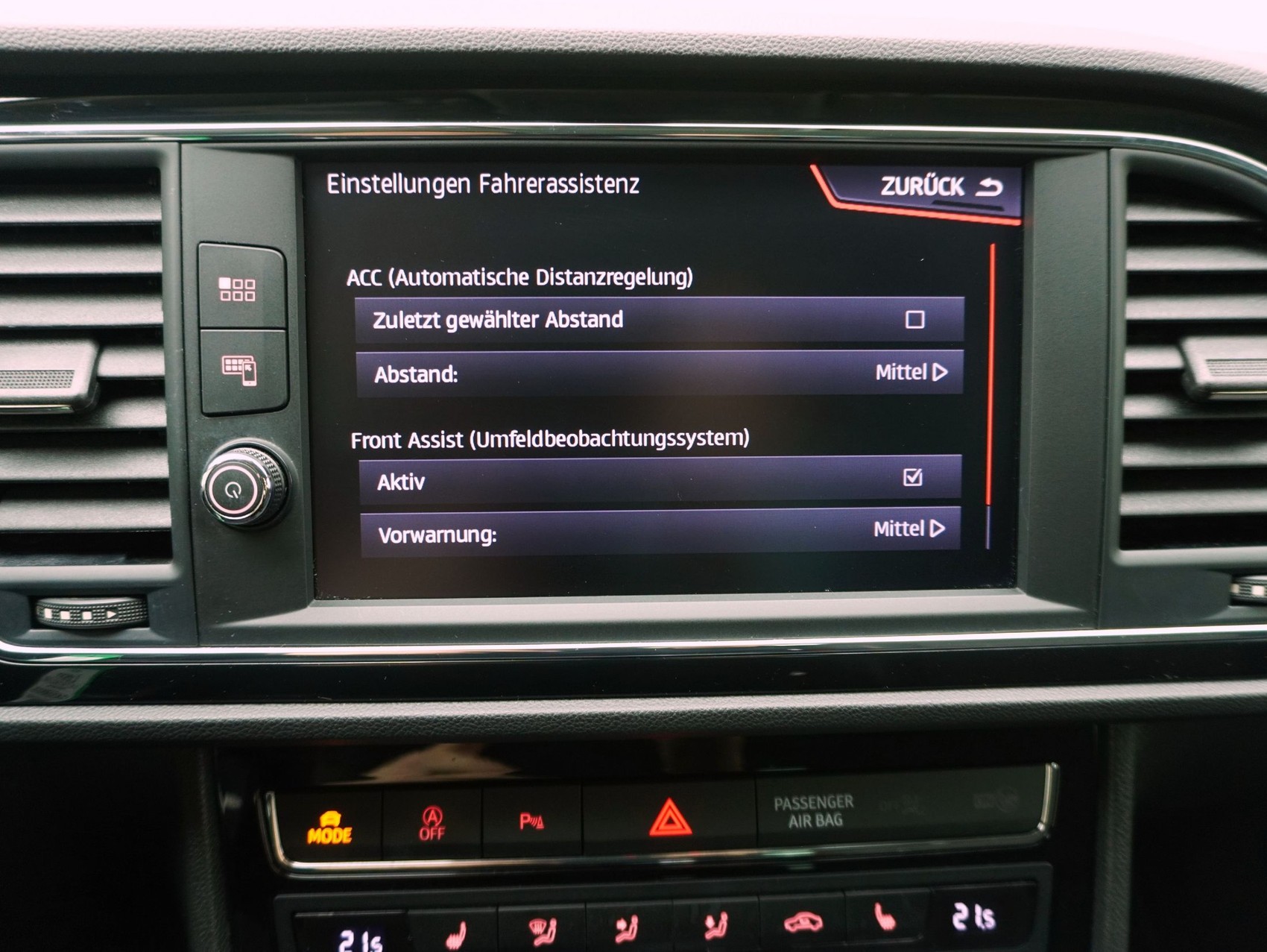 SEAT Leon 2.0 TSI DSG FR-image-20