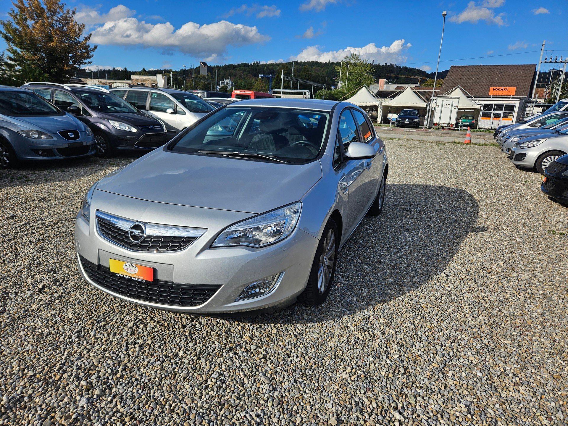 OPEL Astra 1.6i 16V Enjoy Automatic-image-0