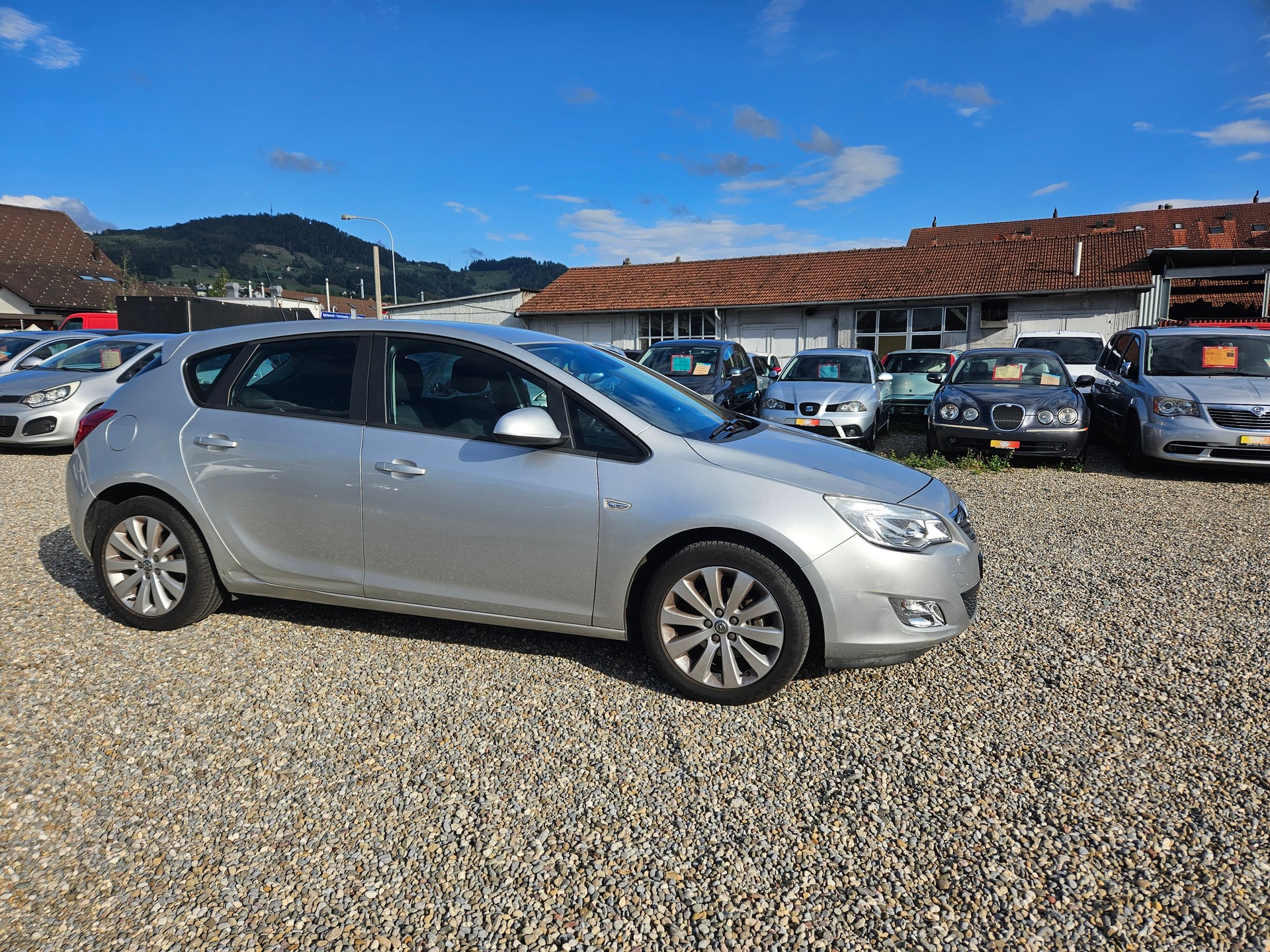 OPEL Astra 1.6i 16V Enjoy Automatic-image-2
