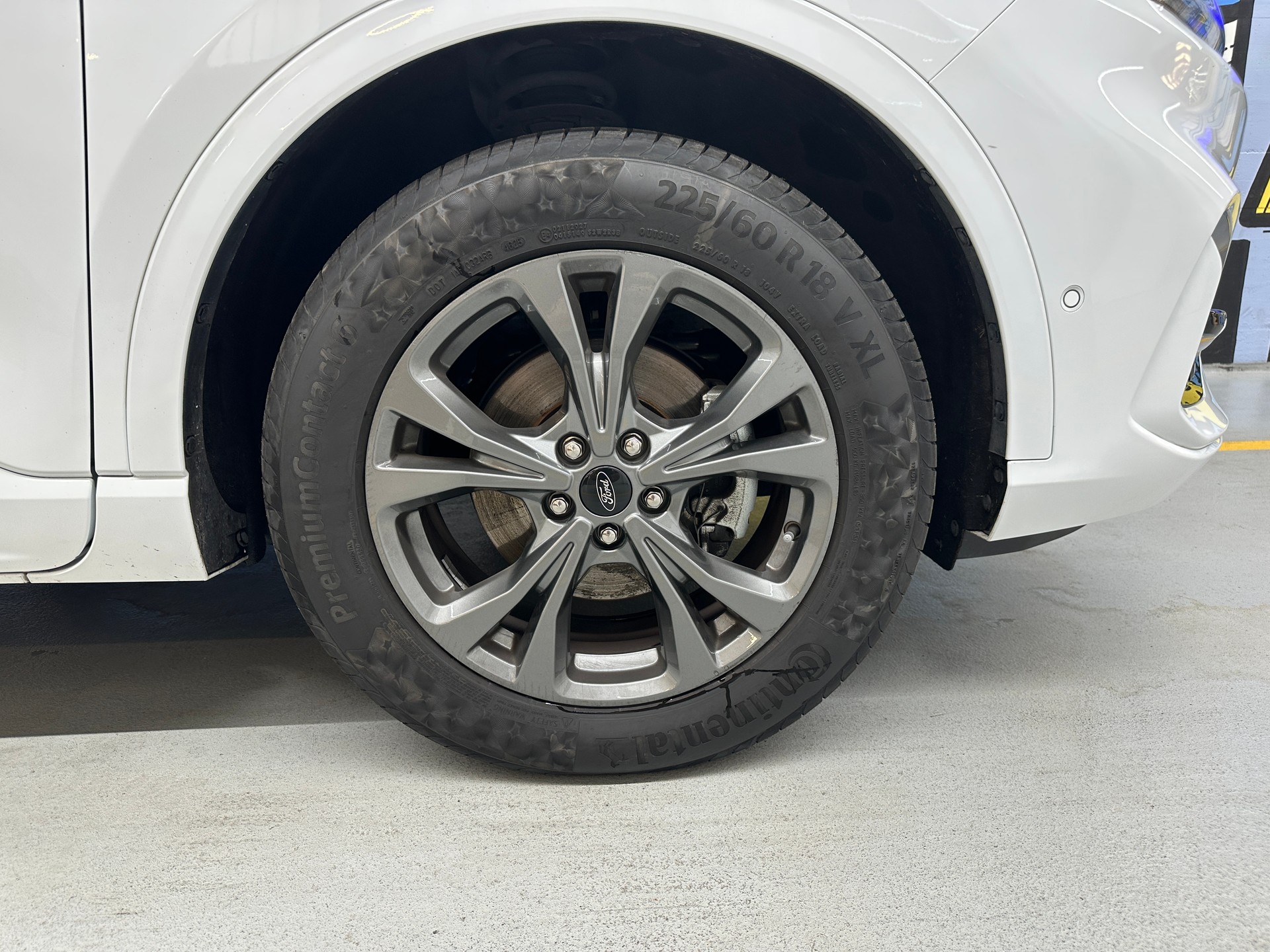 FORD Kuga 2.5 FHEV ST-Line X 4WD-image-6