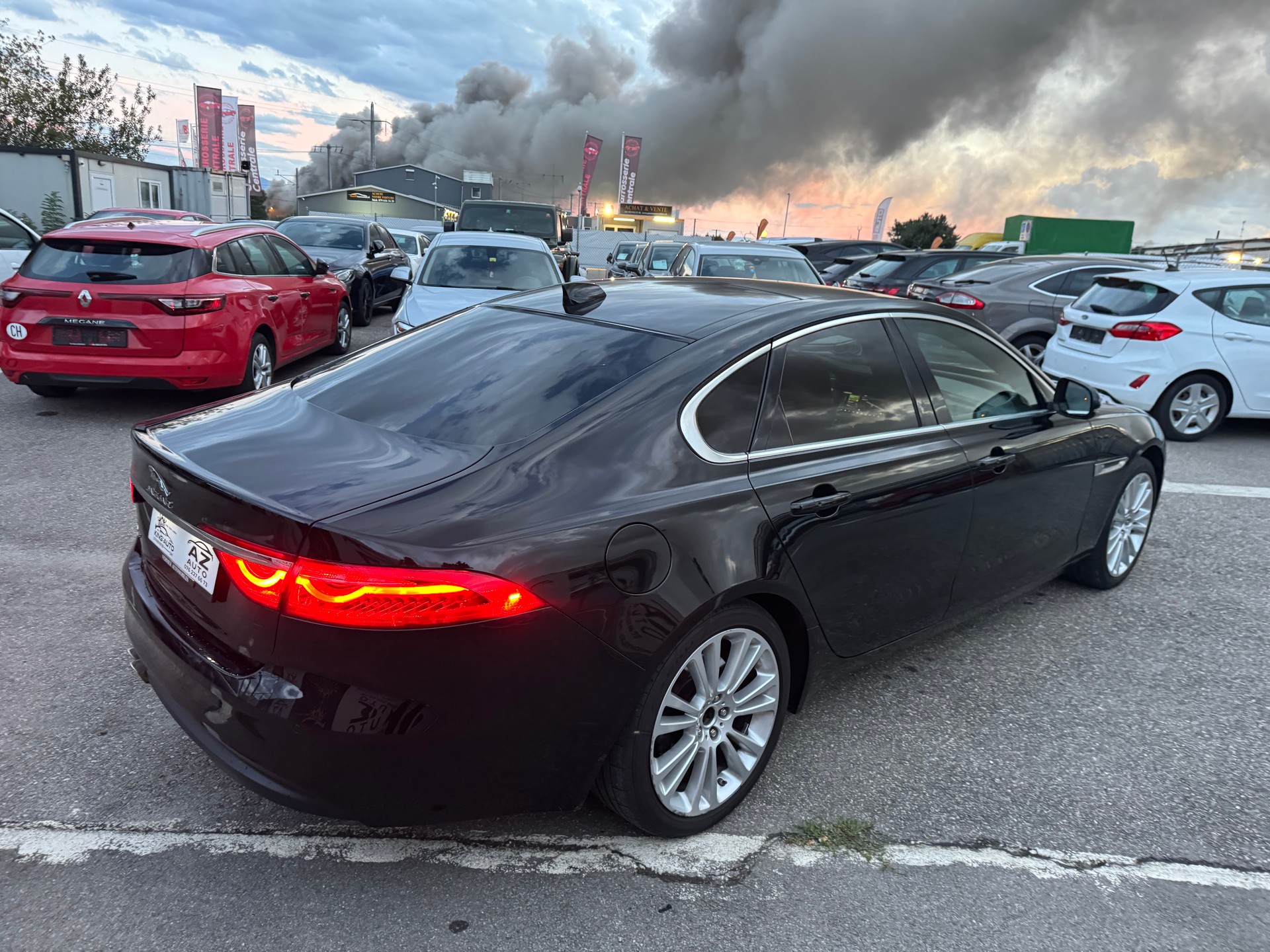JAGUAR XF 20d Portfolio AWD Automatic expertiser du jour garantie 2 ans 🇨🇭-image-5