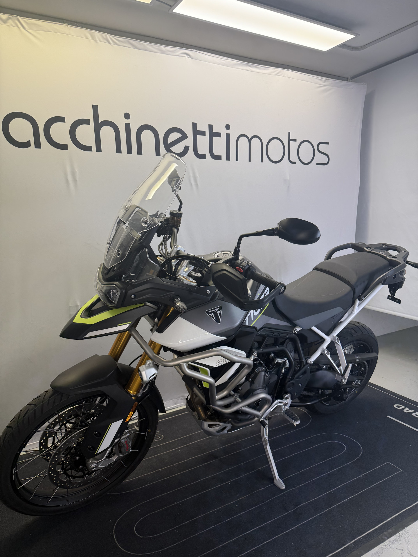 TRIUMPH Tiger 900 Rally Aragon Edition-showroom-element-3