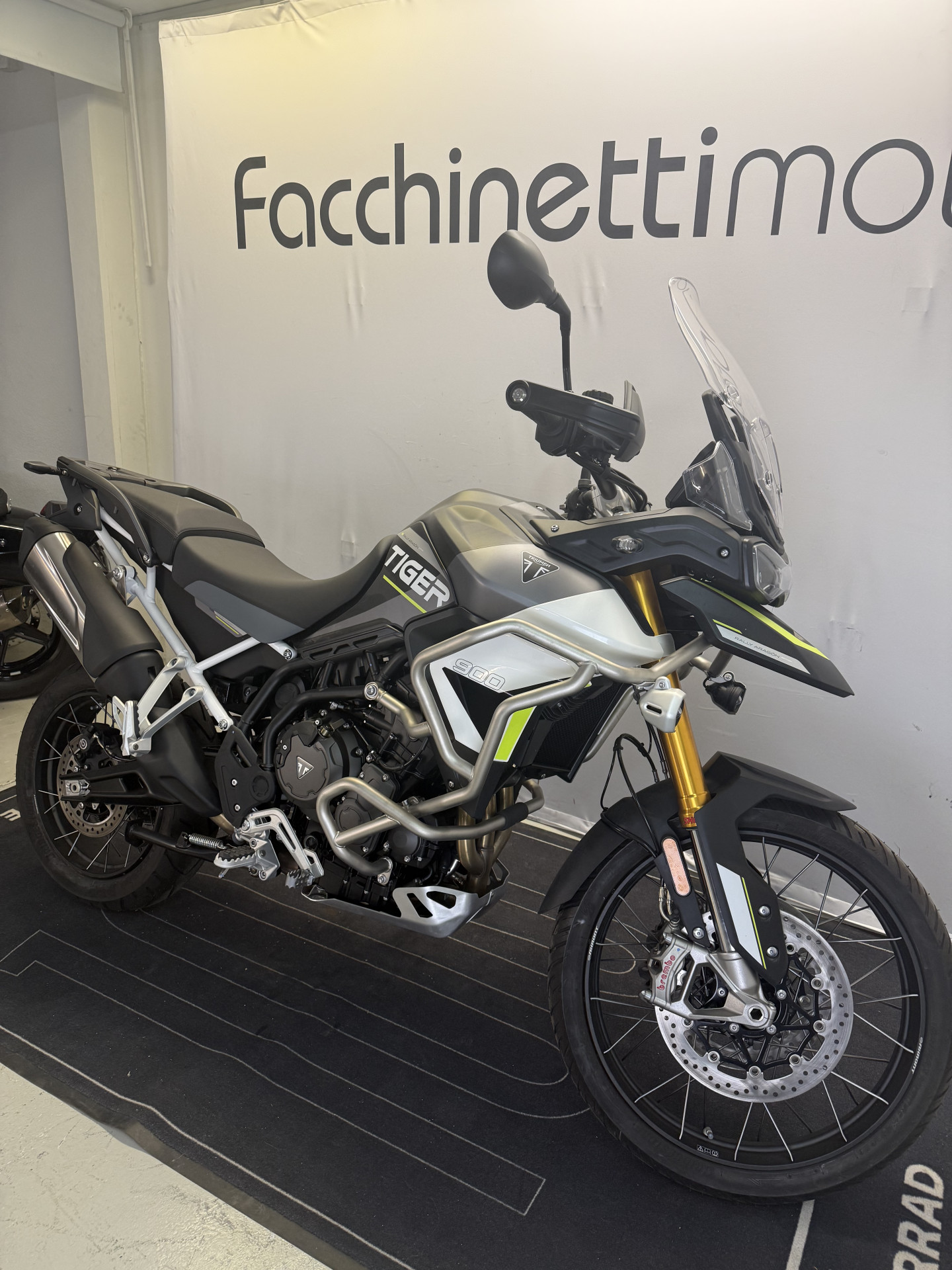TRIUMPH Tiger 900 Rally Aragon Edition-showroom-element-1