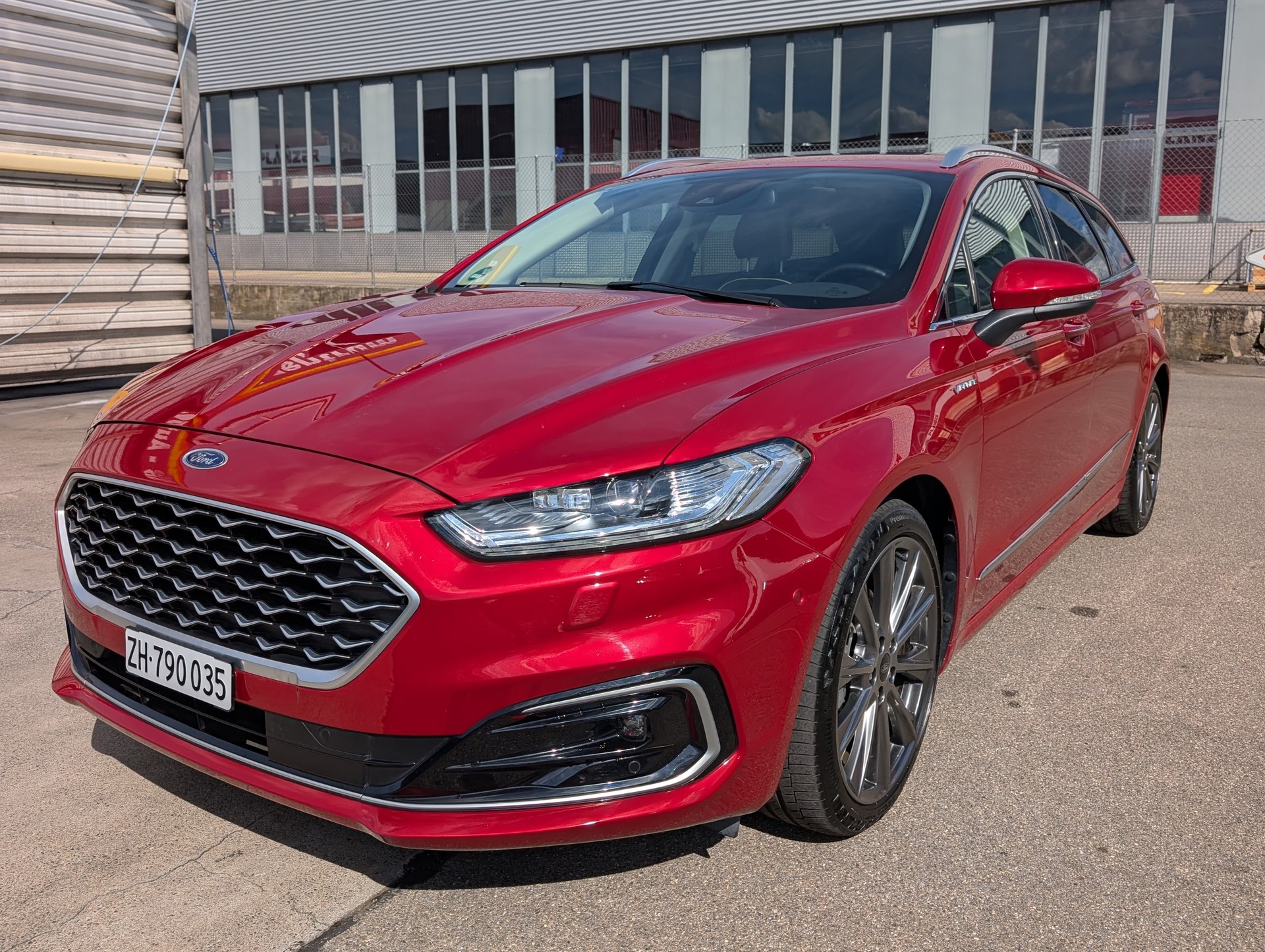 FORD 2.0 HEV 187 Vignale-image-0