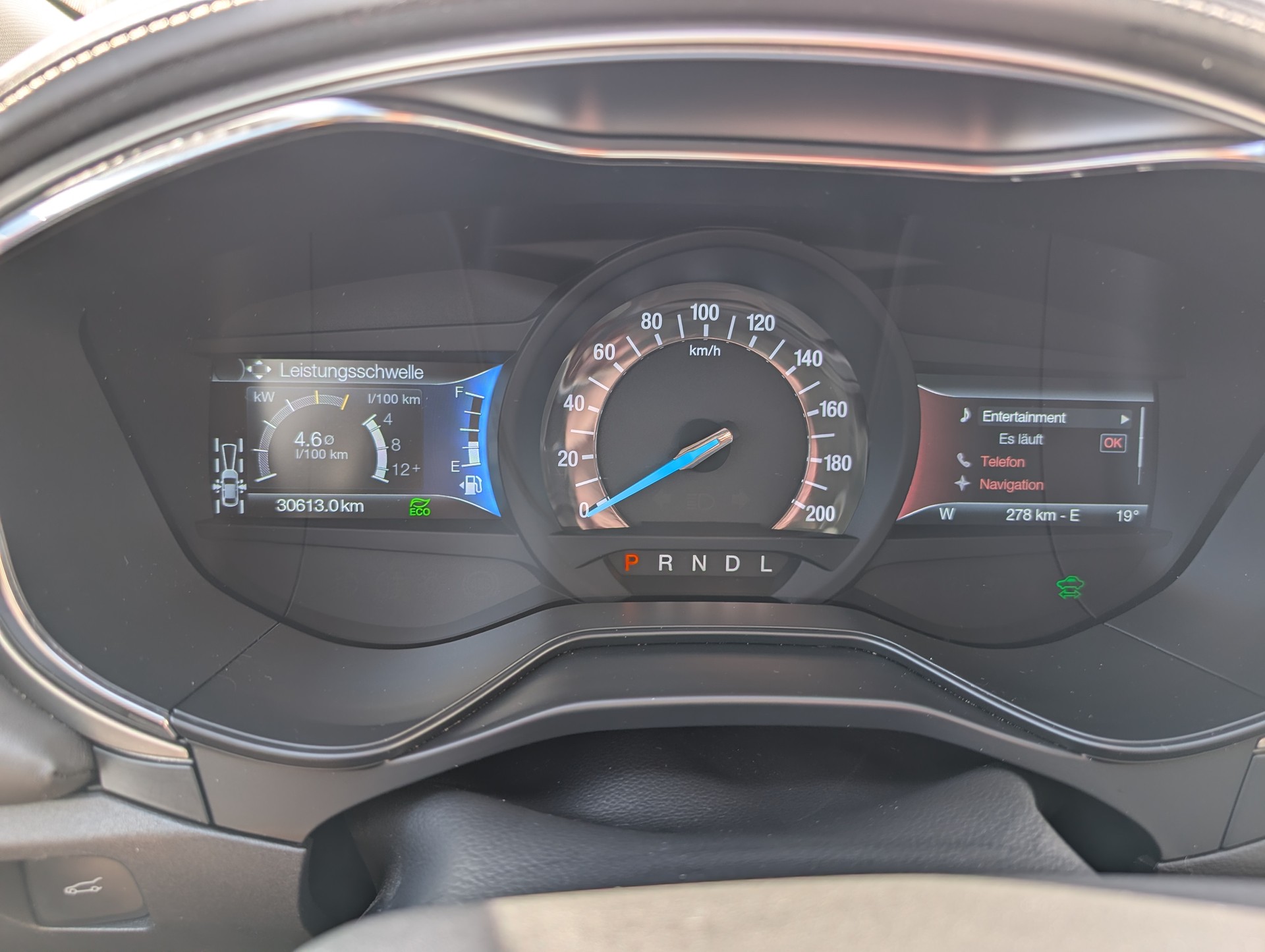 FORD 2.0 HEV 187 Vignale-image-14
