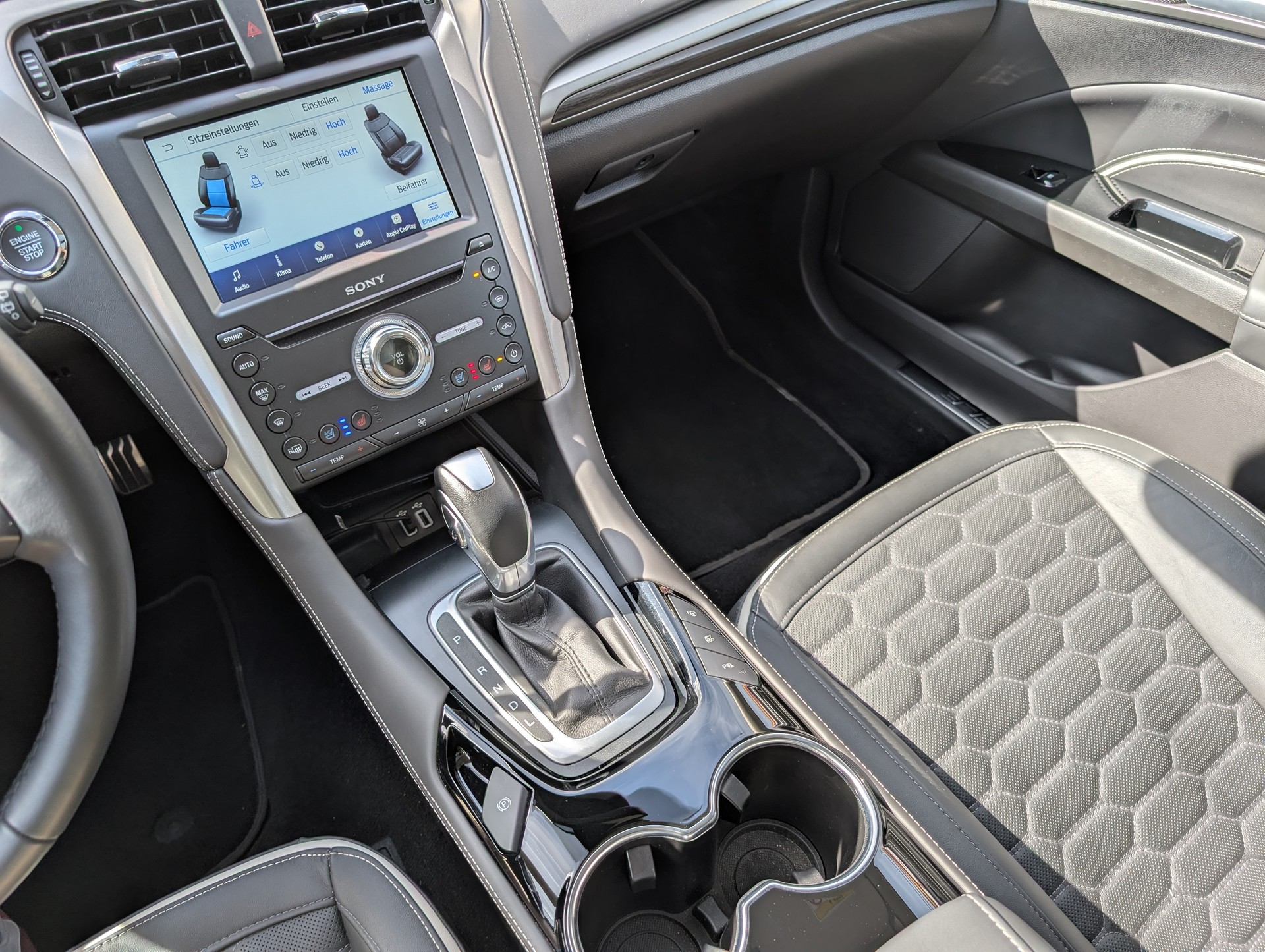 FORD 2.0 HEV 187 Vignale-image-11