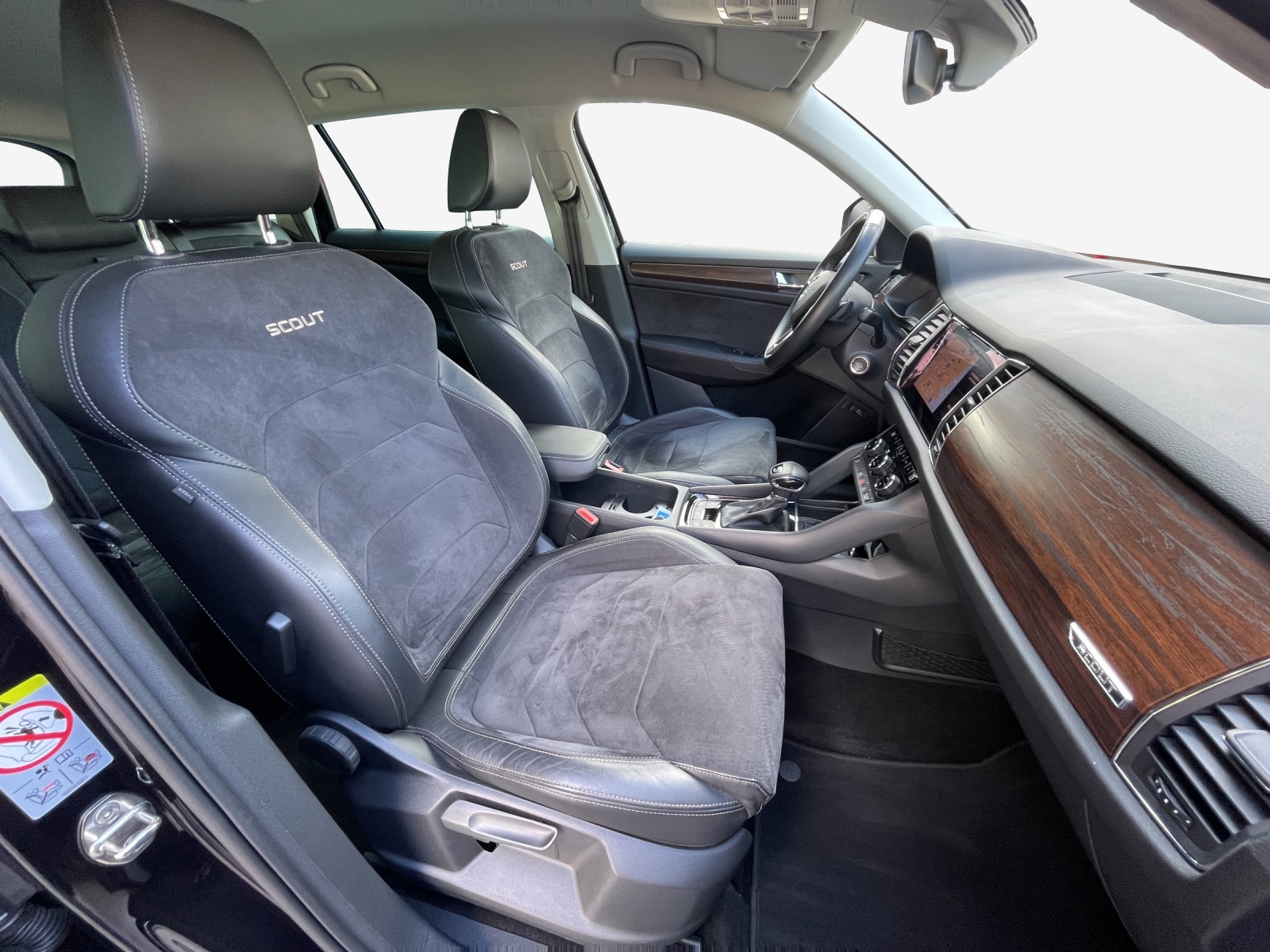 SKODA Kodiaq 2.0 TDI CR Scout 4x4 DSG-image-13
