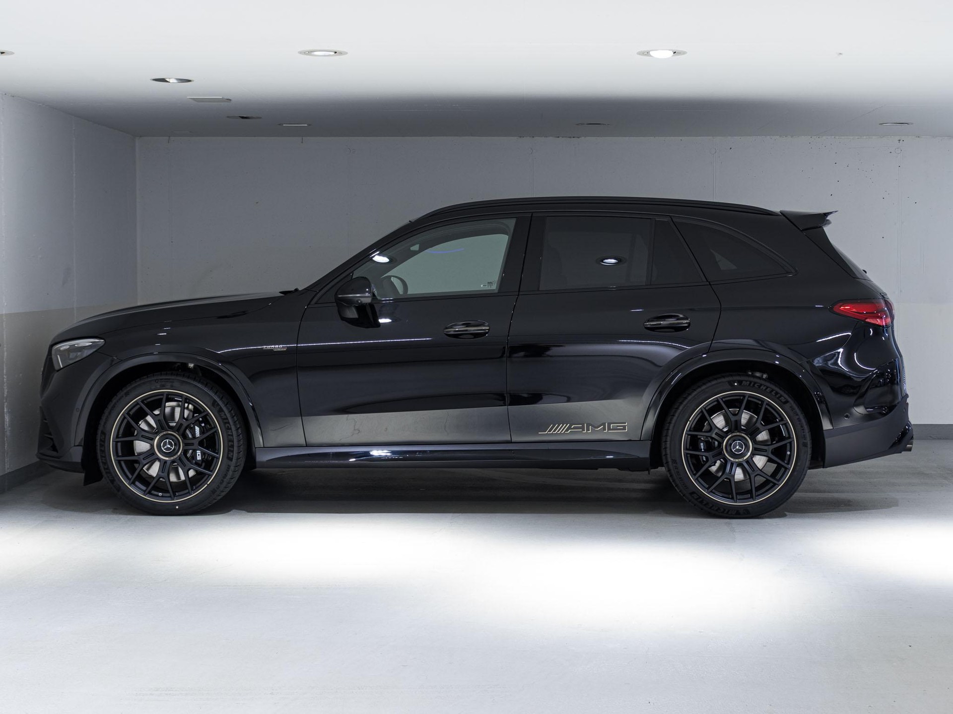 MERCEDES-BENZ GLC 53 AMG 4MATIC+-image-4