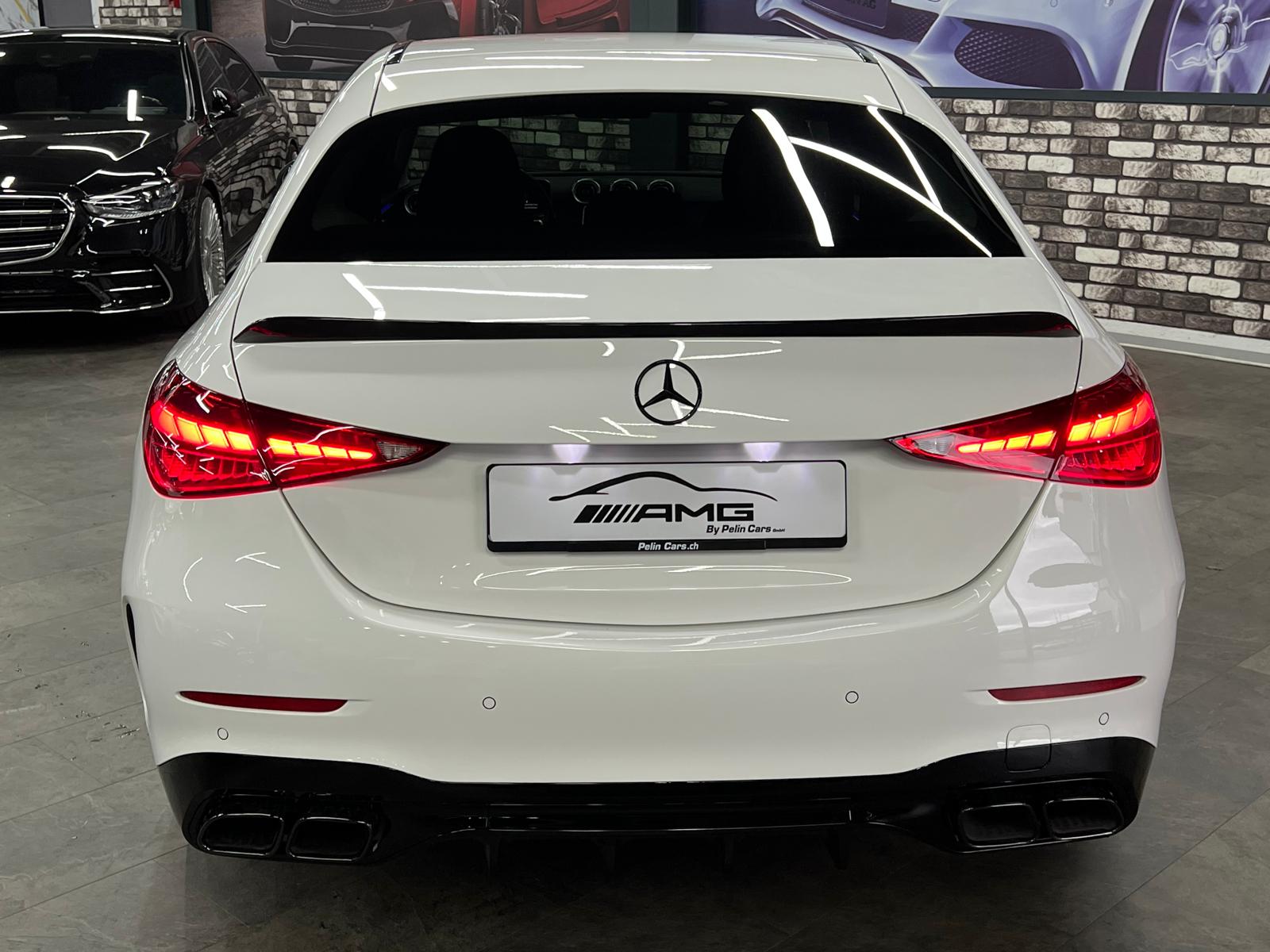 MERCEDES-BENZ C 180 AMG (C63s AMG Bodykit) Limited White&Black Performance 5 Jahre Werksgarantie & Gratisservice-image-6