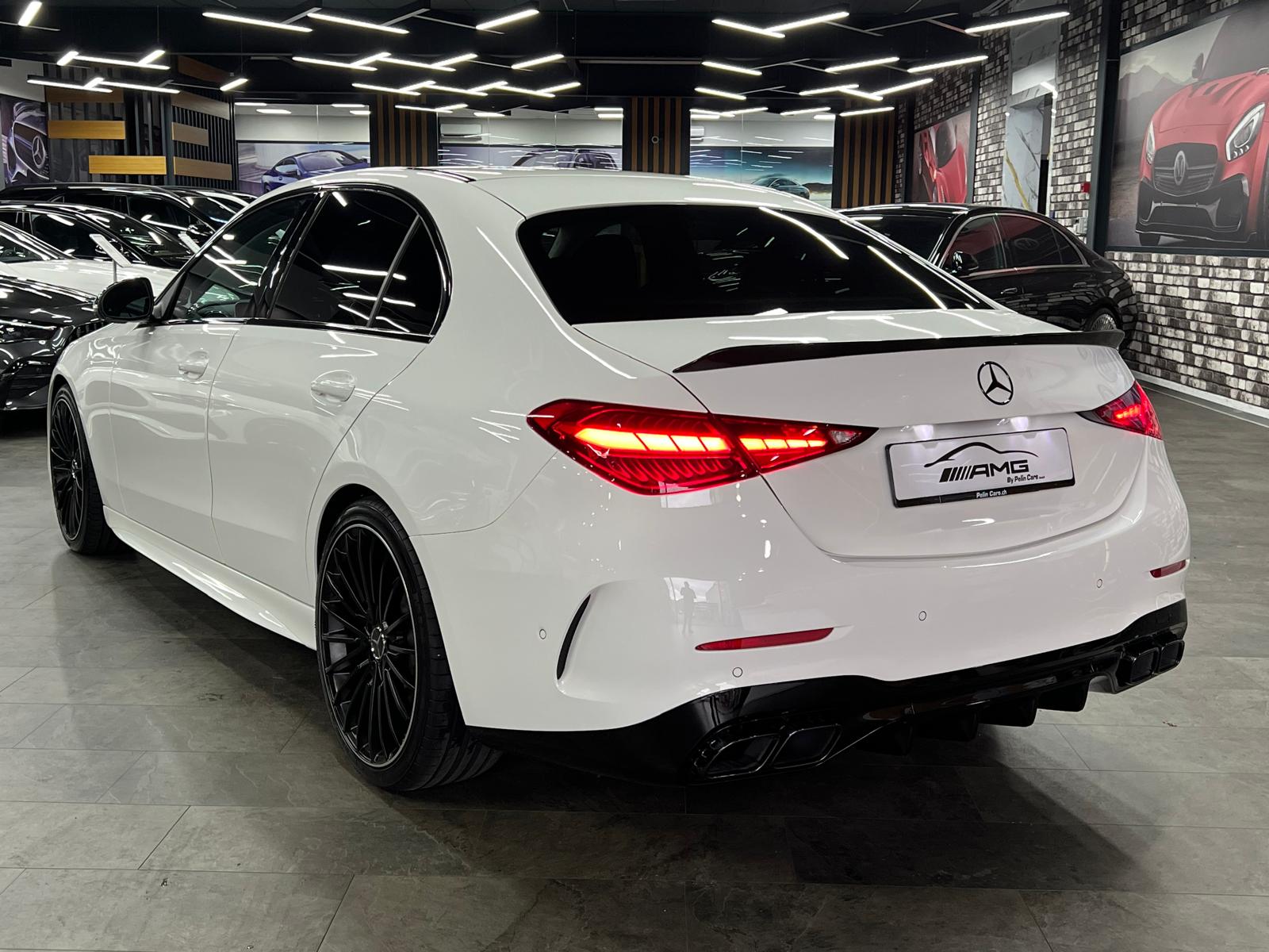 MERCEDES-BENZ C 180 AMG (C63s AMG Bodykit) Limited White&Black Performance 5 Jahre Werksgarantie & Gratisservice-image-7