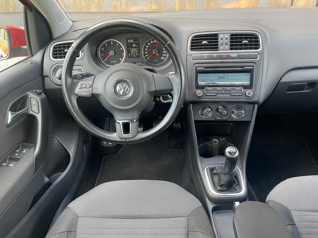 VW Polo 1.4 16V Highline-image-17