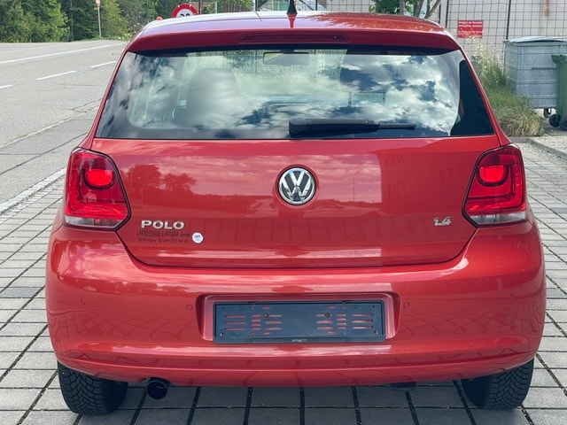 VW Polo 1.4 16V Highline-image-8