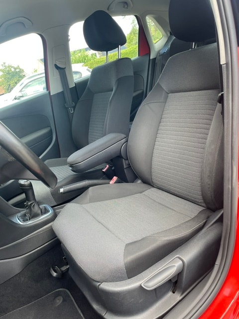 VW Polo 1.4 16V Highline-image-15