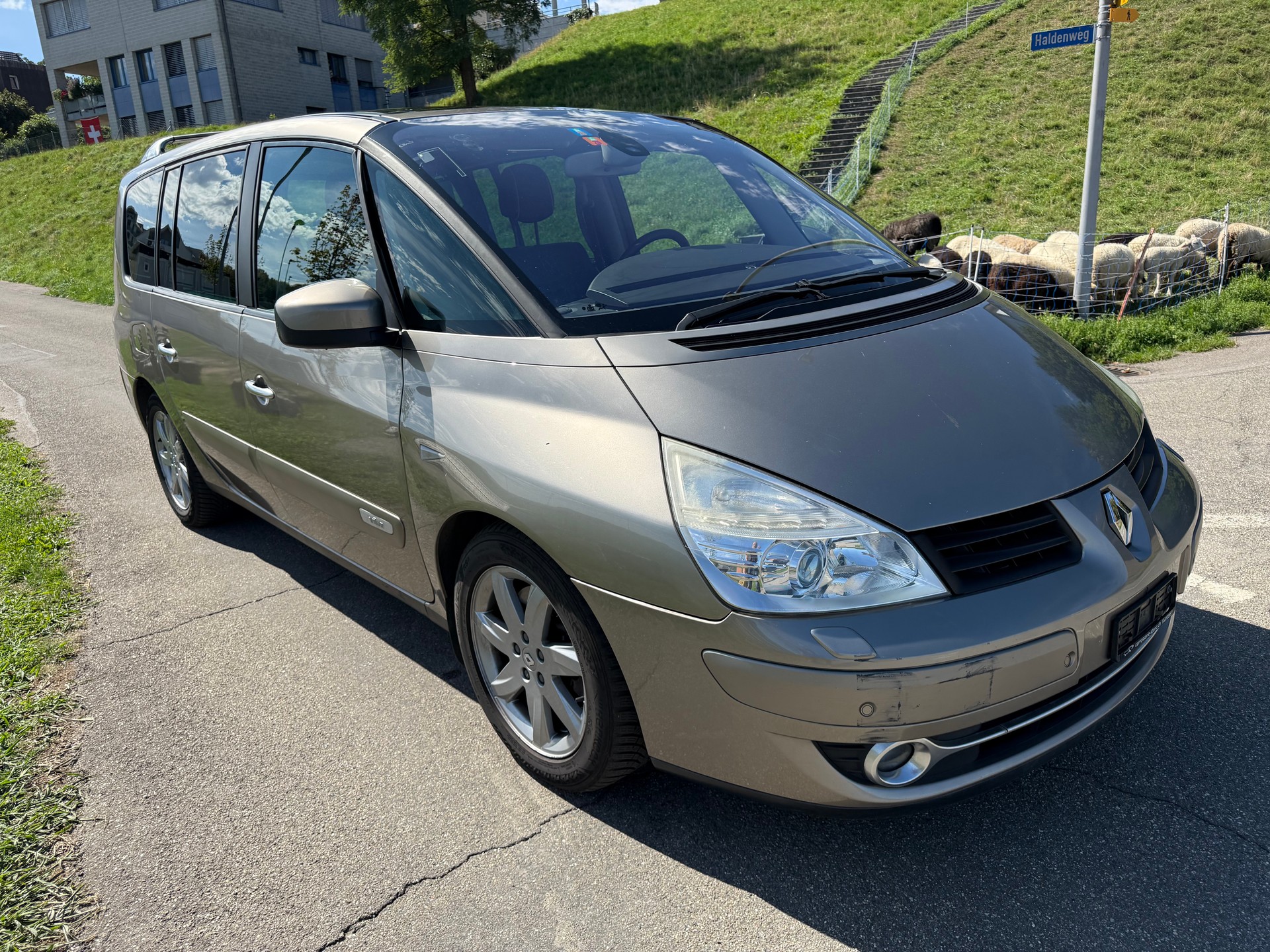 RENAULT Espace 2.0 dCi Initiale Automatic-image-2
