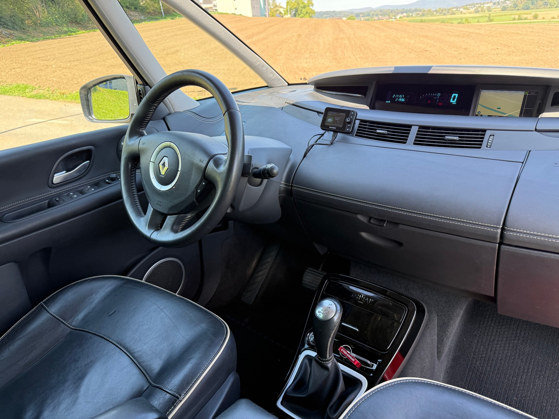 RENAULT Espace 2.0 dCi Initiale Automatic-image-5
