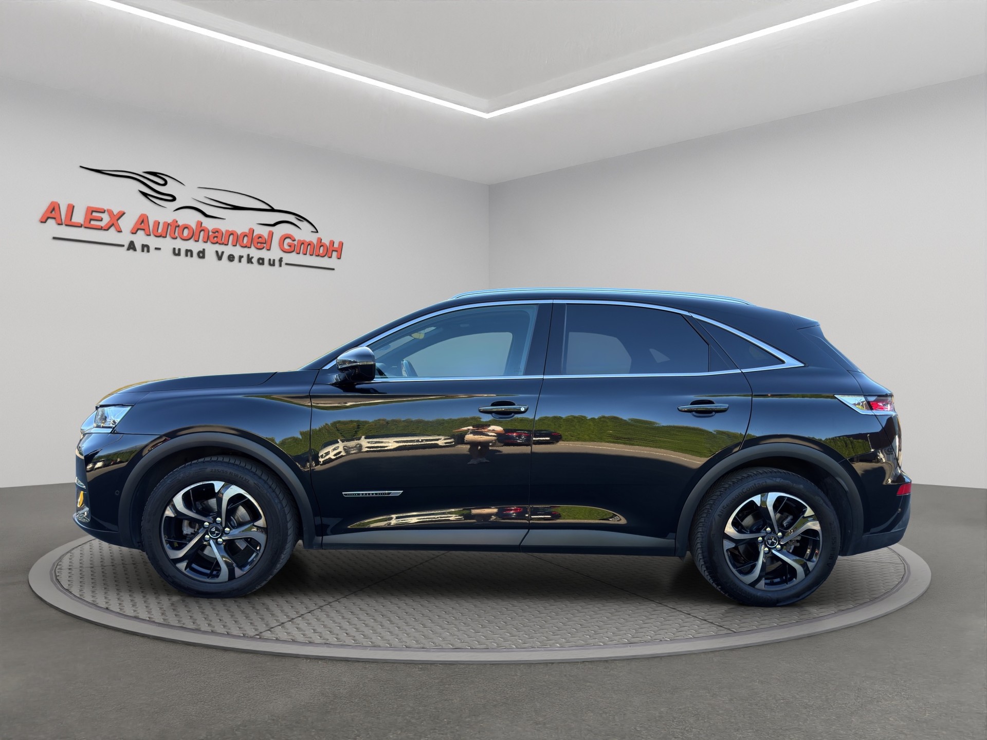 DS AUTOMOBILES DS 7 Crossback 1.6 THP Performance Line Automatic-image-2