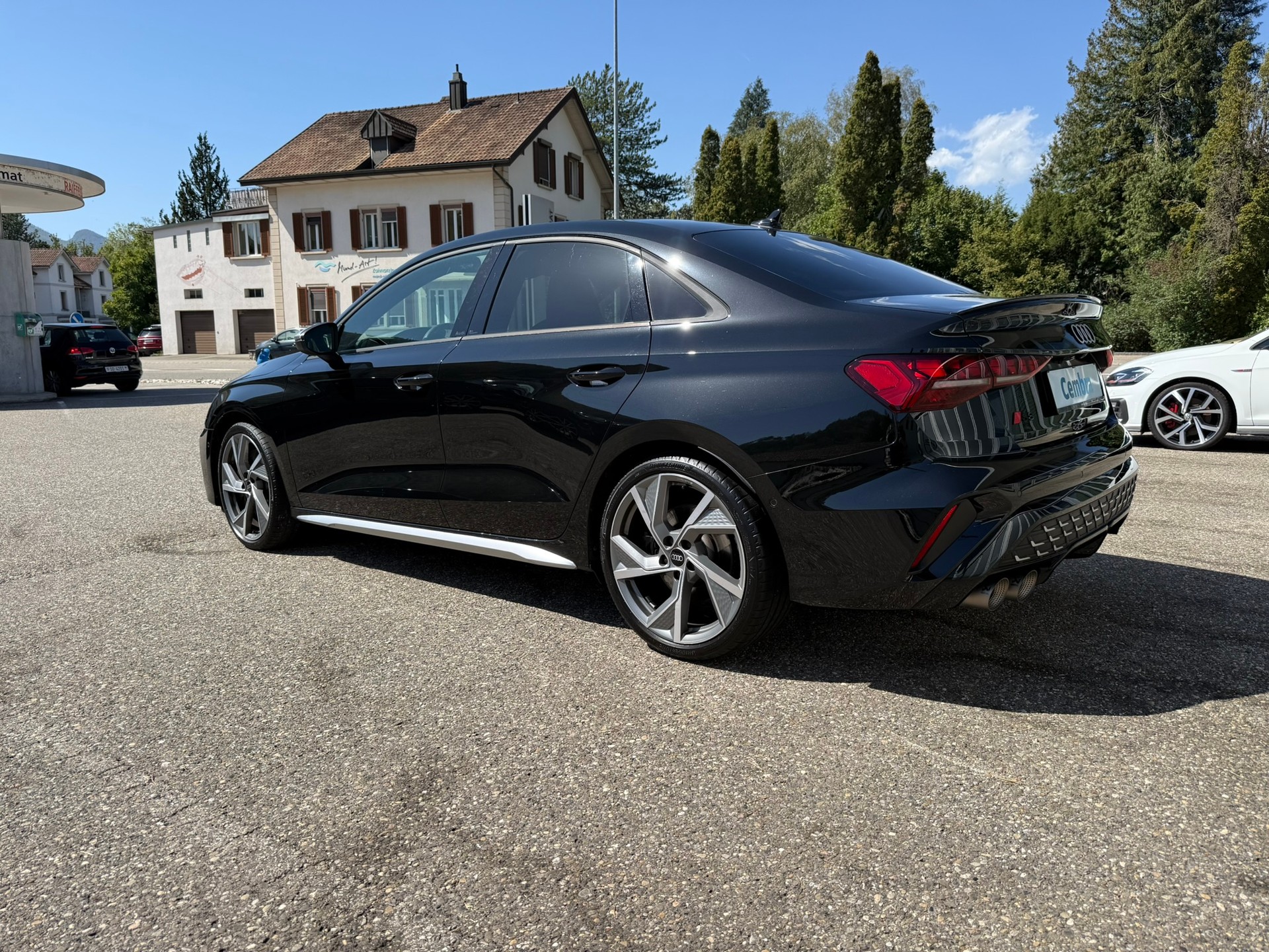 AUDI AUDI S3 Limousine *Performance Akrapovic* TFSI quattro S-tronic-image-2