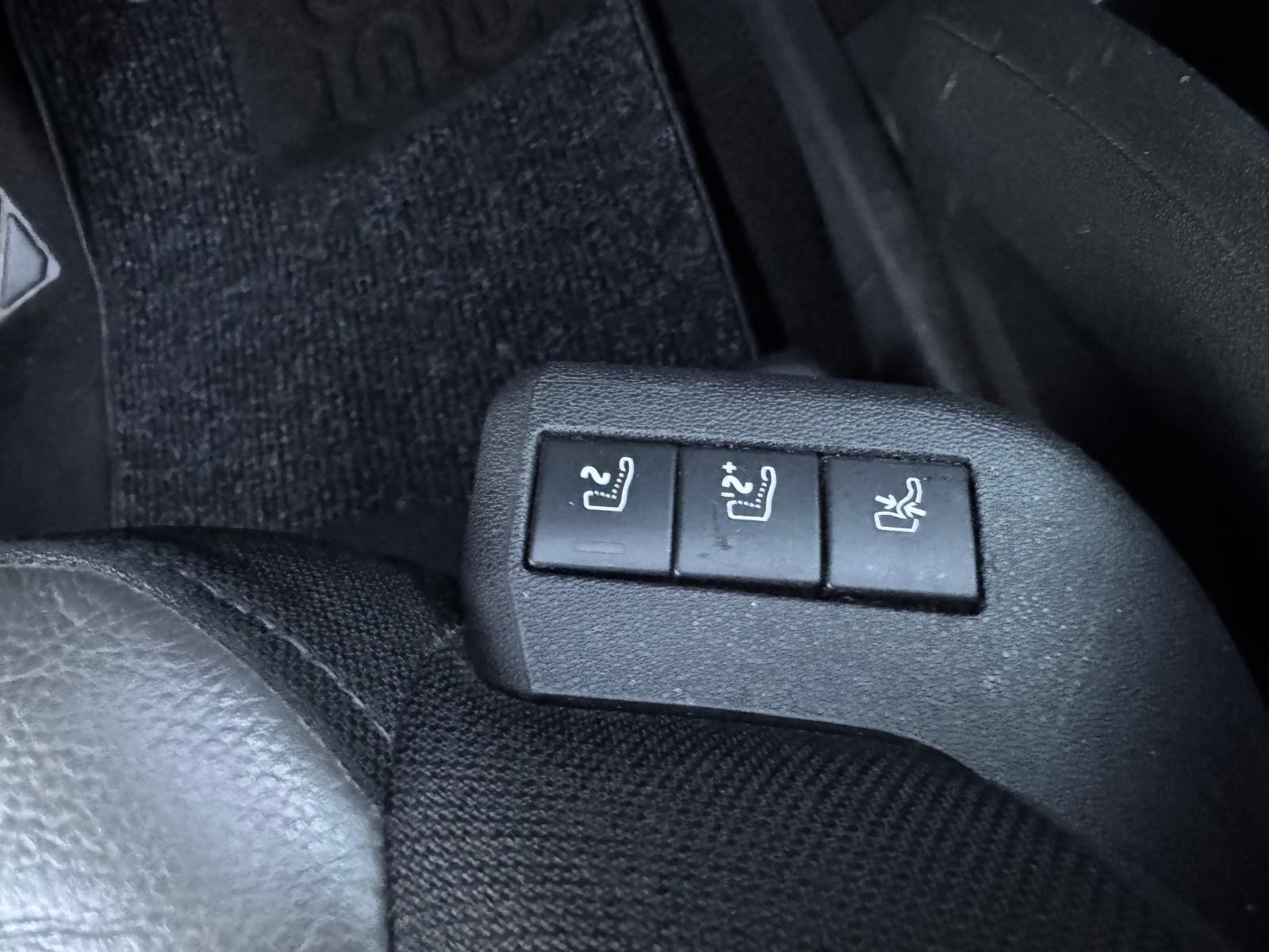 CITROEN Grand C4 Picasso 1.6 BlueHDi Exclusive EAT6-image-1