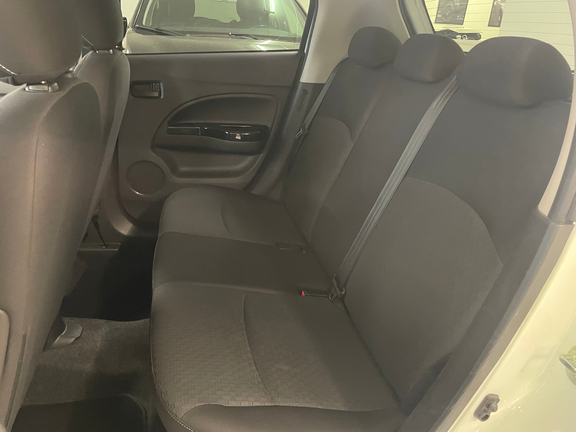 MITSUBISHI Space Star 1.2 Value CVT-image-14