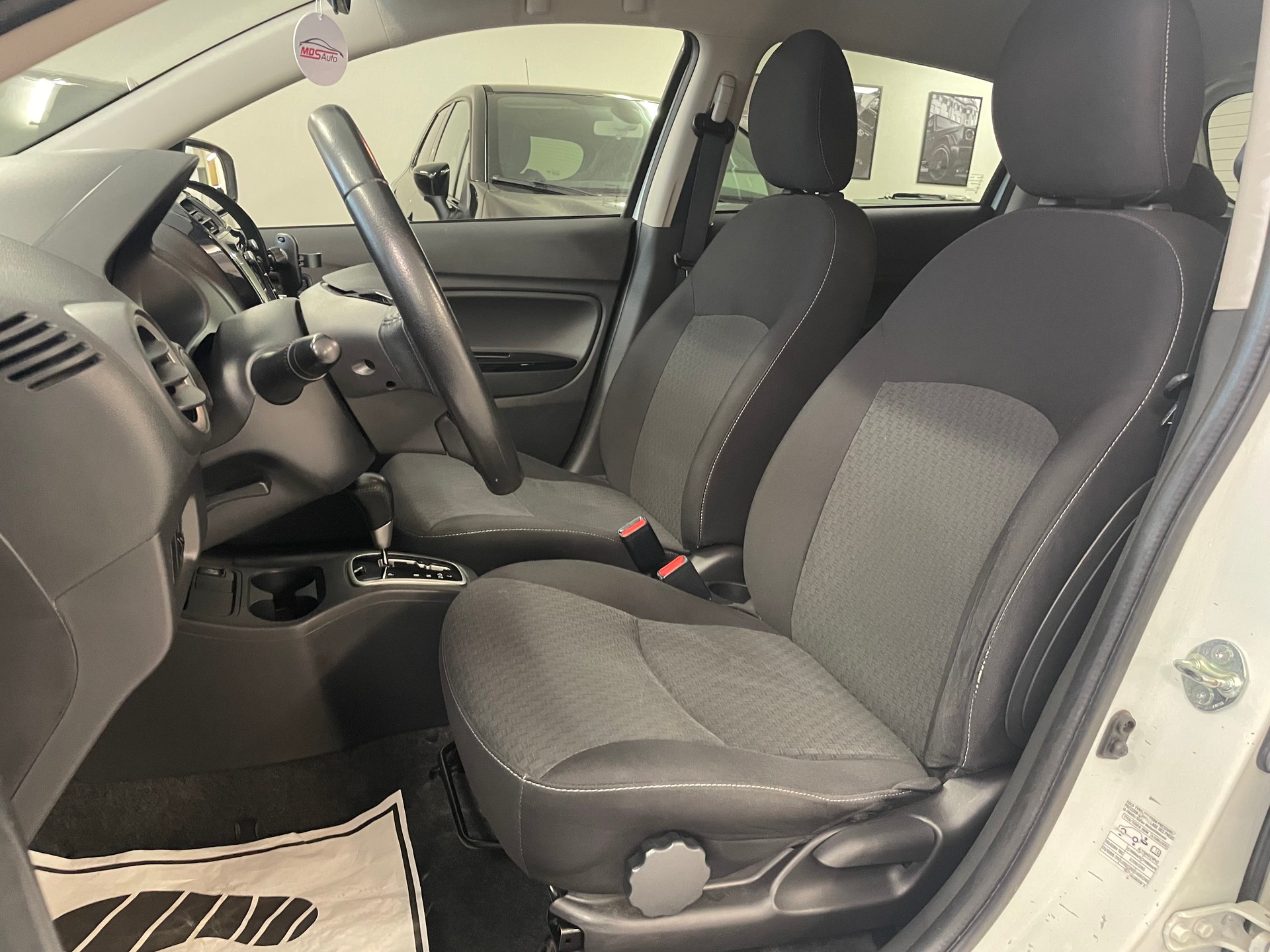 MITSUBISHI Space Star 1.2 Value CVT-image-8