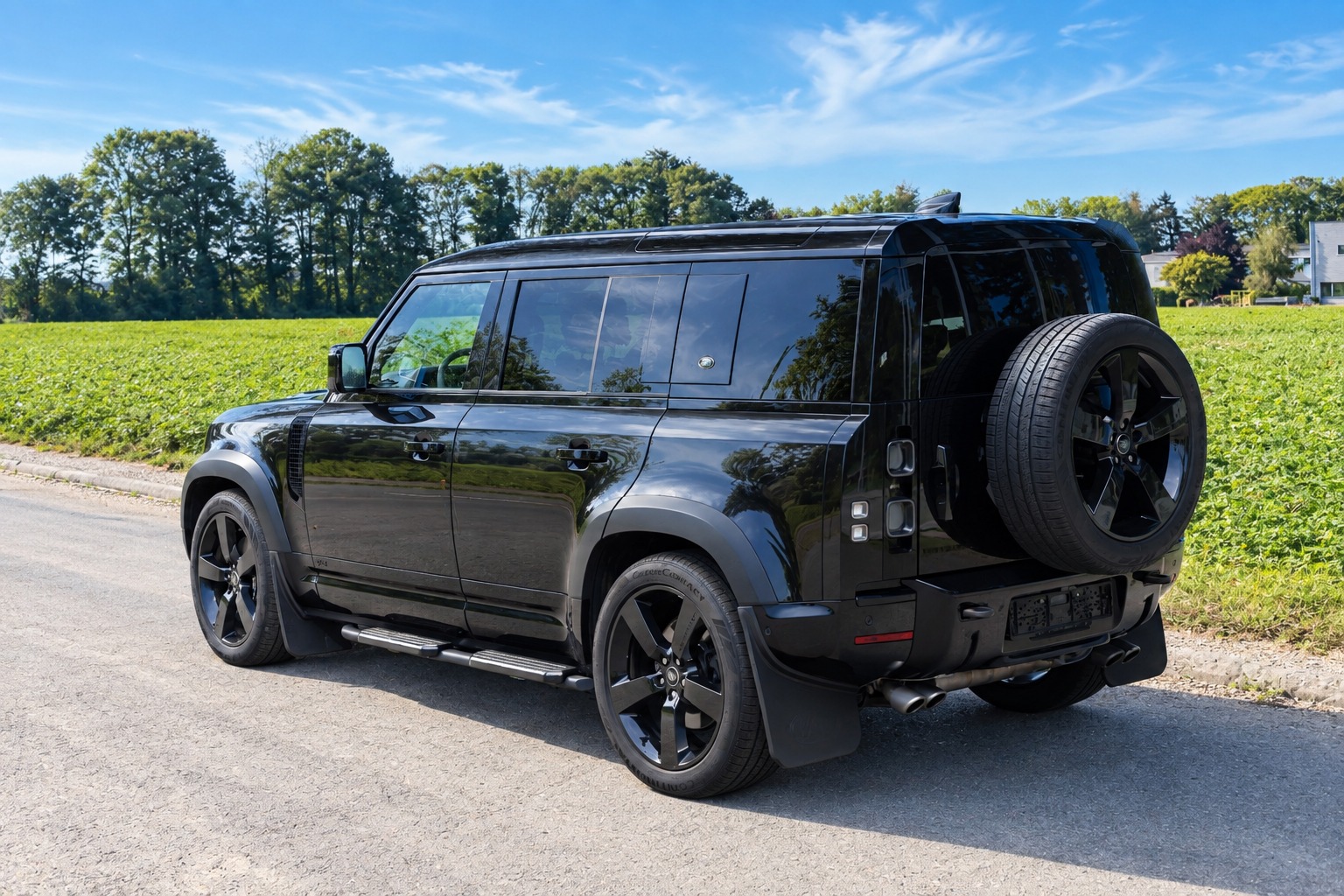 LAND ROVER 110 V8-image-2