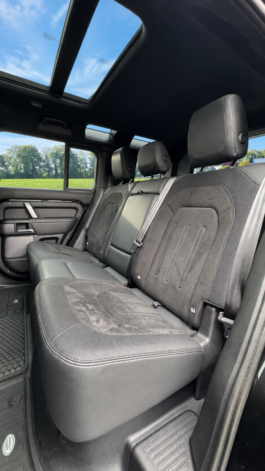 LAND ROVER 110 V8-image-5