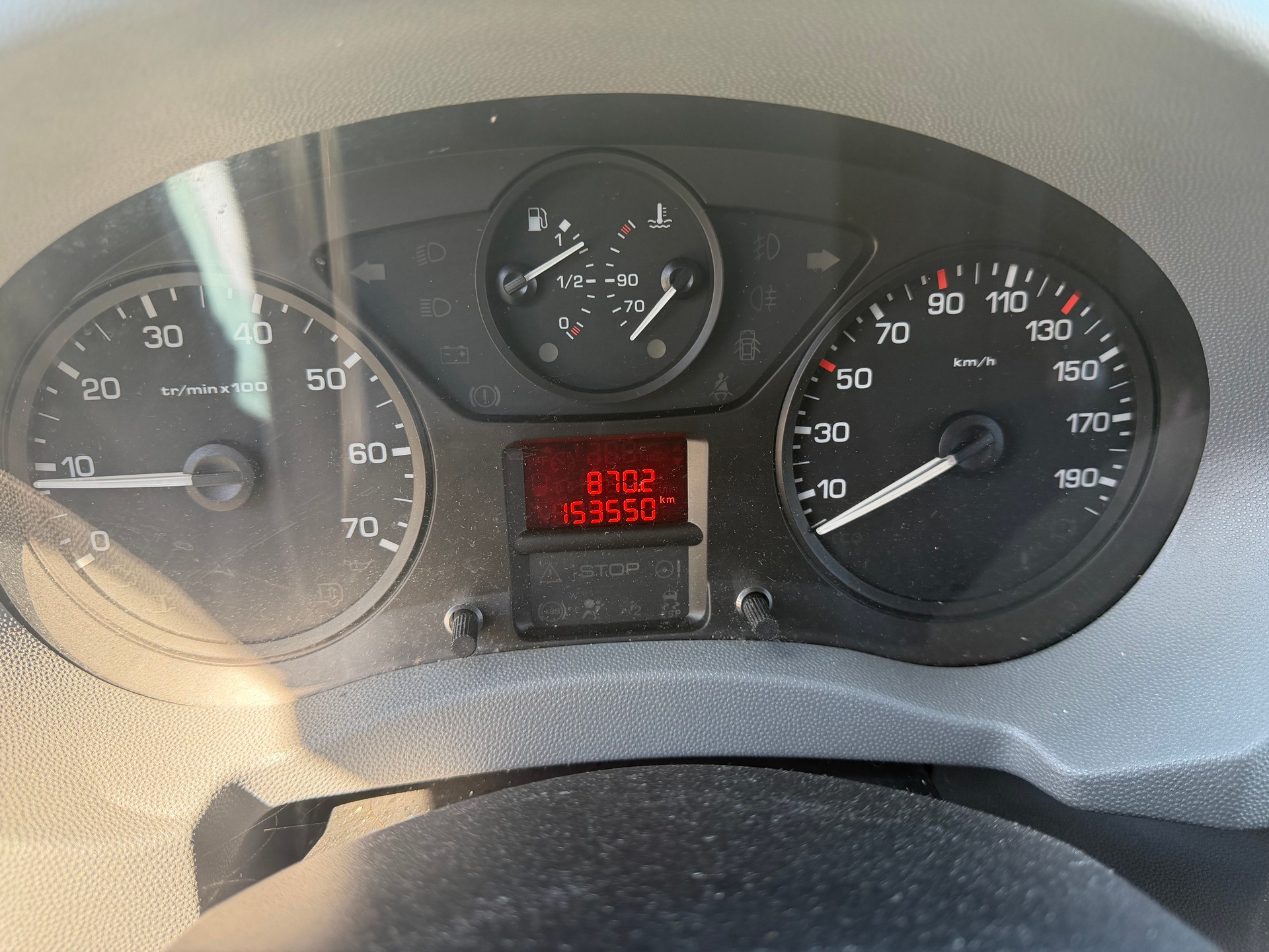 PEUGEOT Expert 1.6 HDi 227 L1H1-image-7