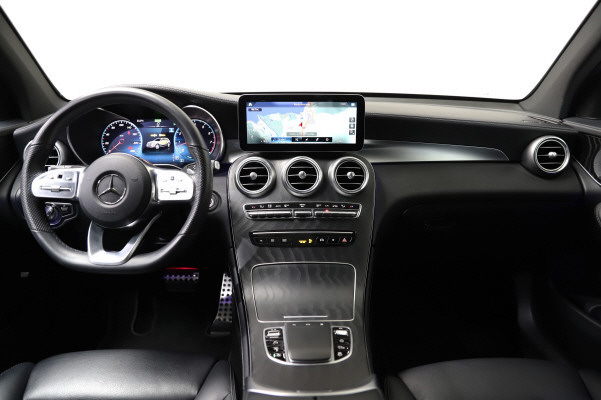MERCEDES-BENZ GLC 200 AMG Line 4Matic-image-9