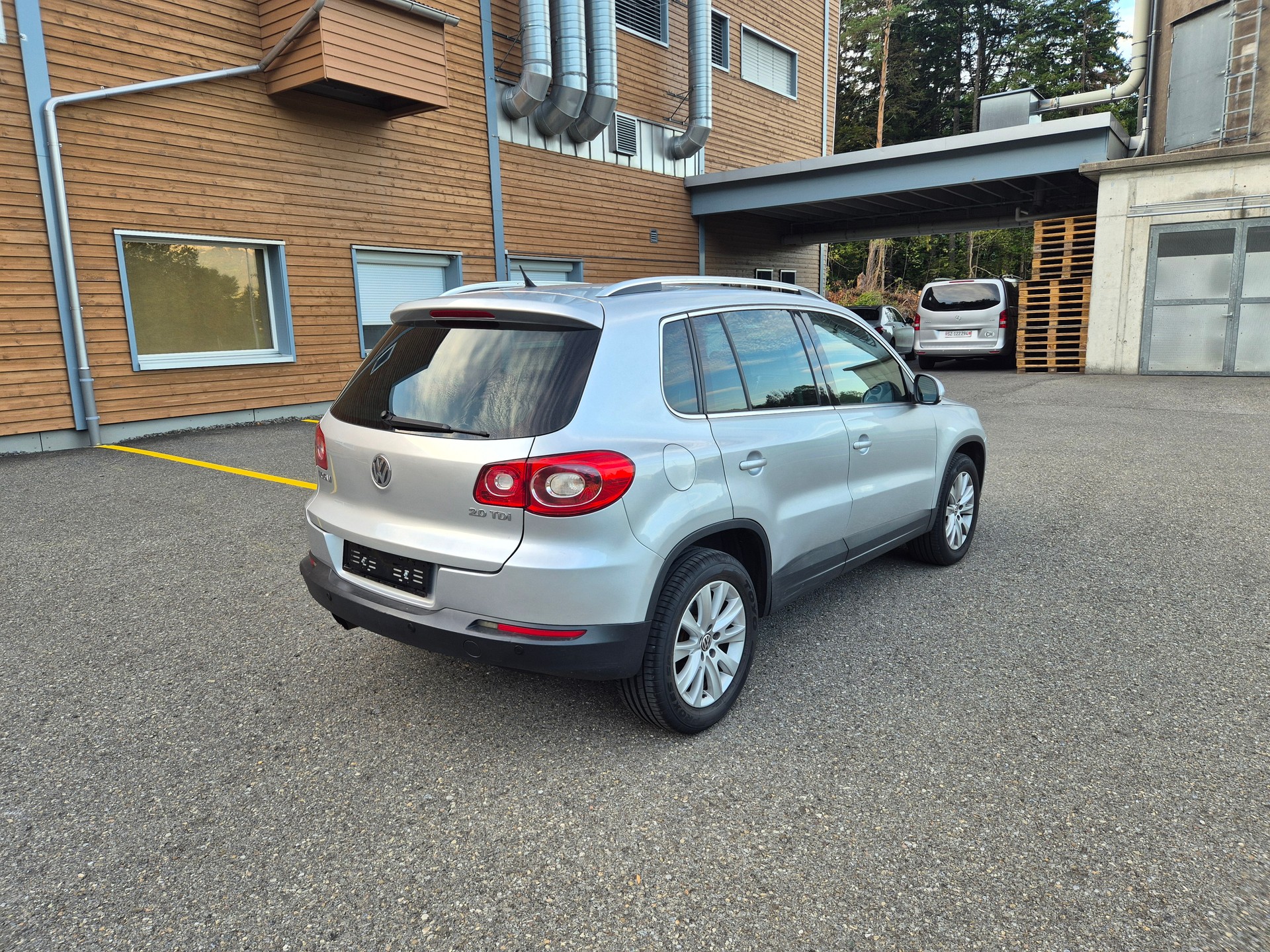 VW Tiguan 2.0 TDI Sport&Style-image-3