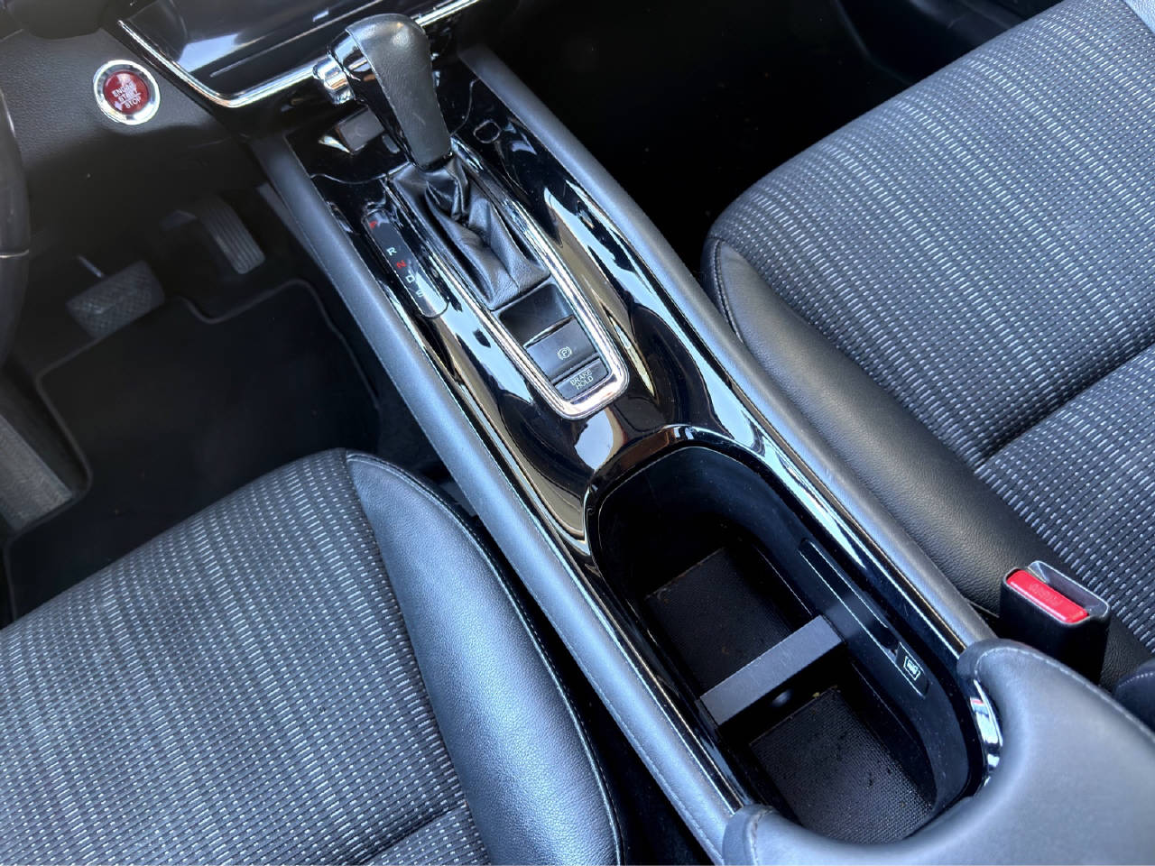 HONDA HR-V 1.5i-VTEC Elegance-image-7