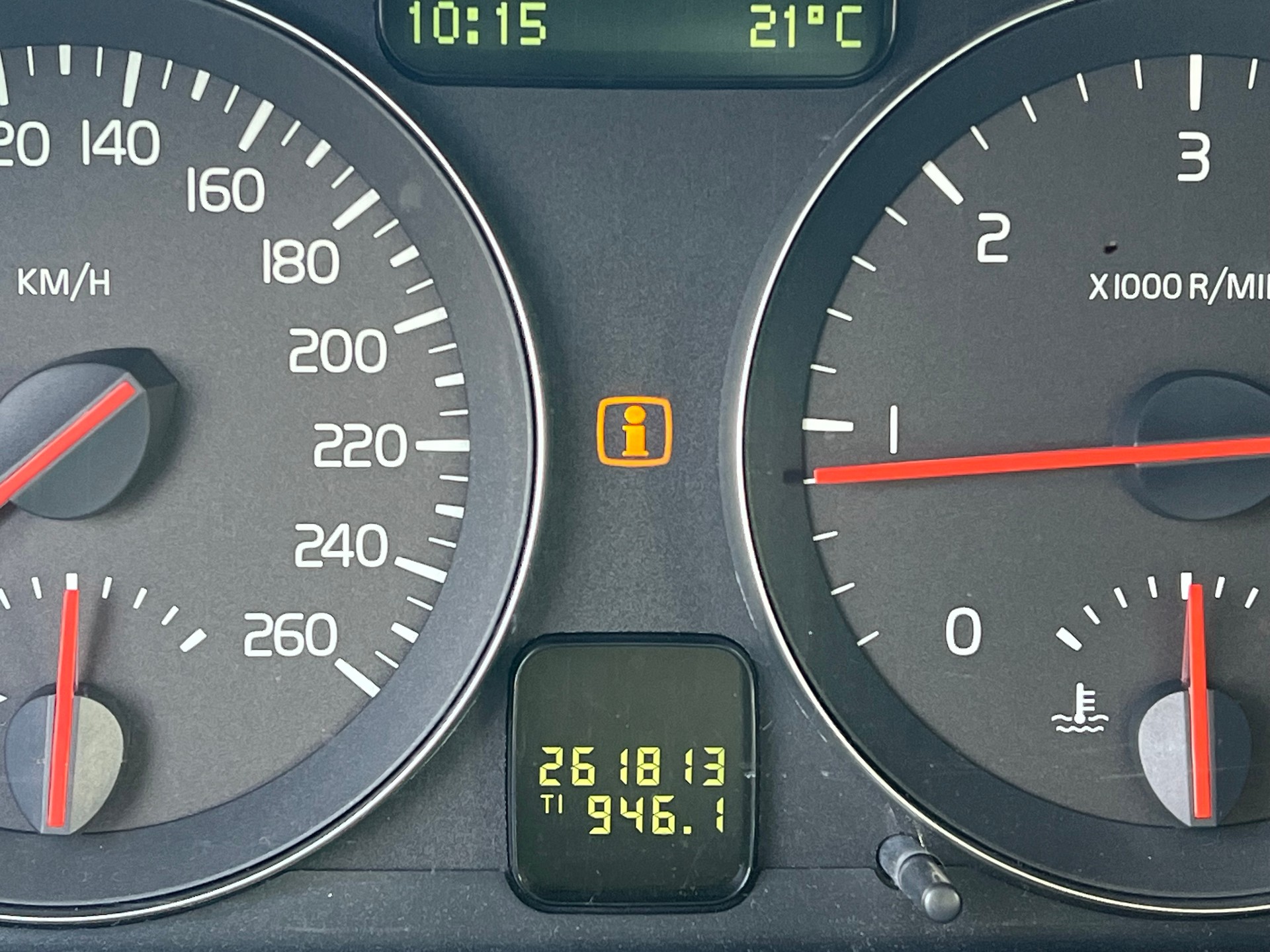 VOLVO V50 2.0D Powershift-image-7