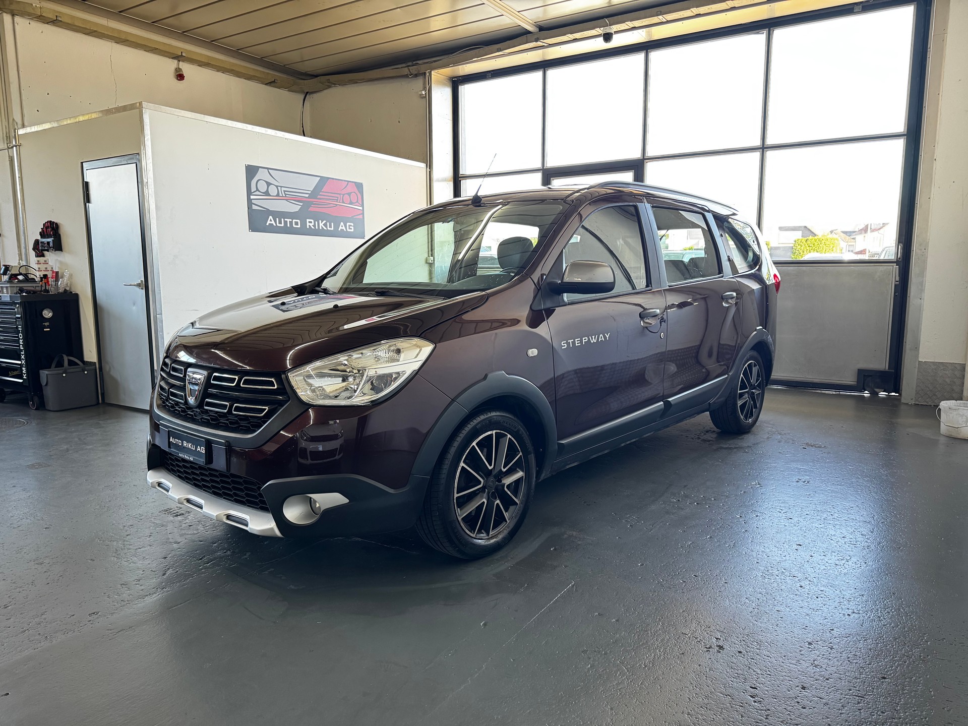DACIA Lodgy 1.2 T Stepway 7PL-image-5