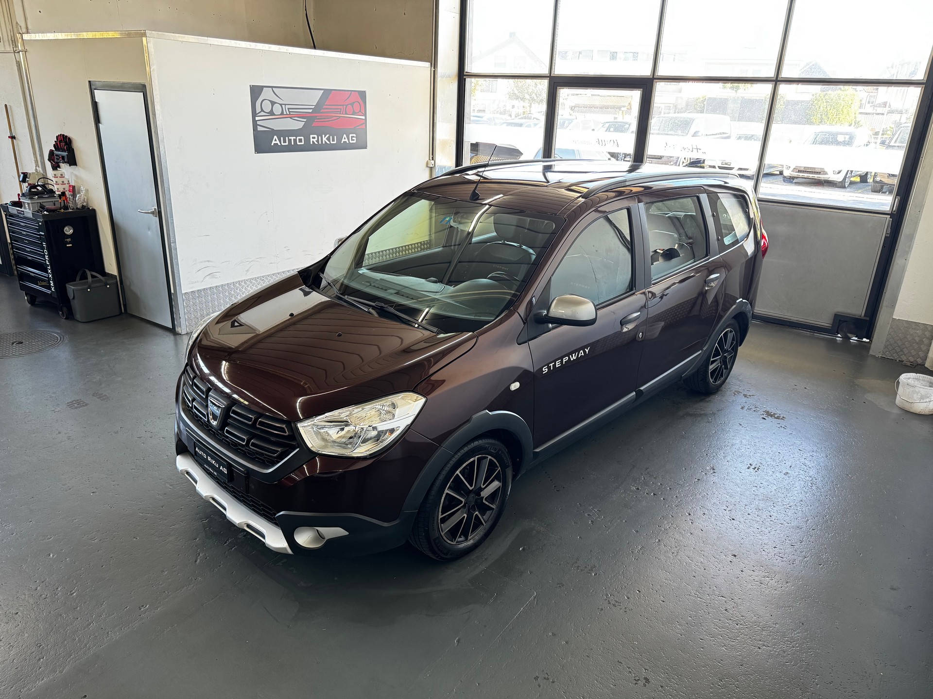 DACIA Lodgy 1.2 T Stepway 7PL-image-4