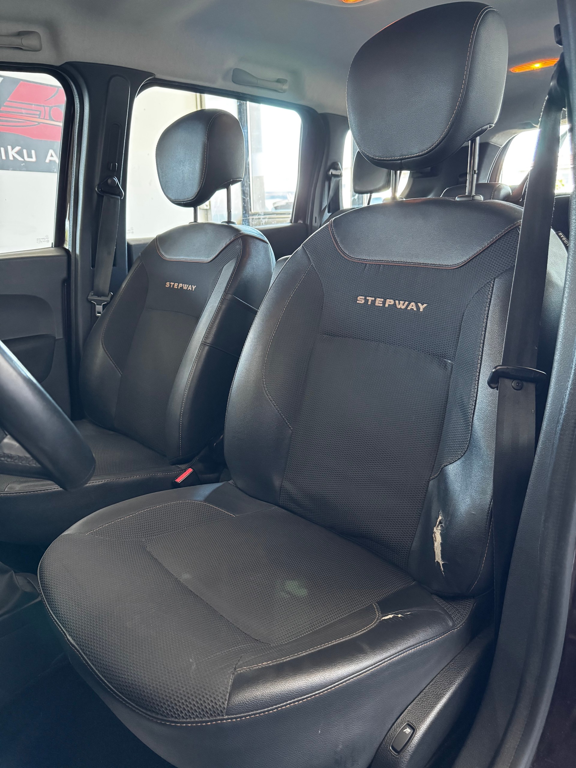 DACIA Lodgy 1.2 T Stepway 7PL-image-13
