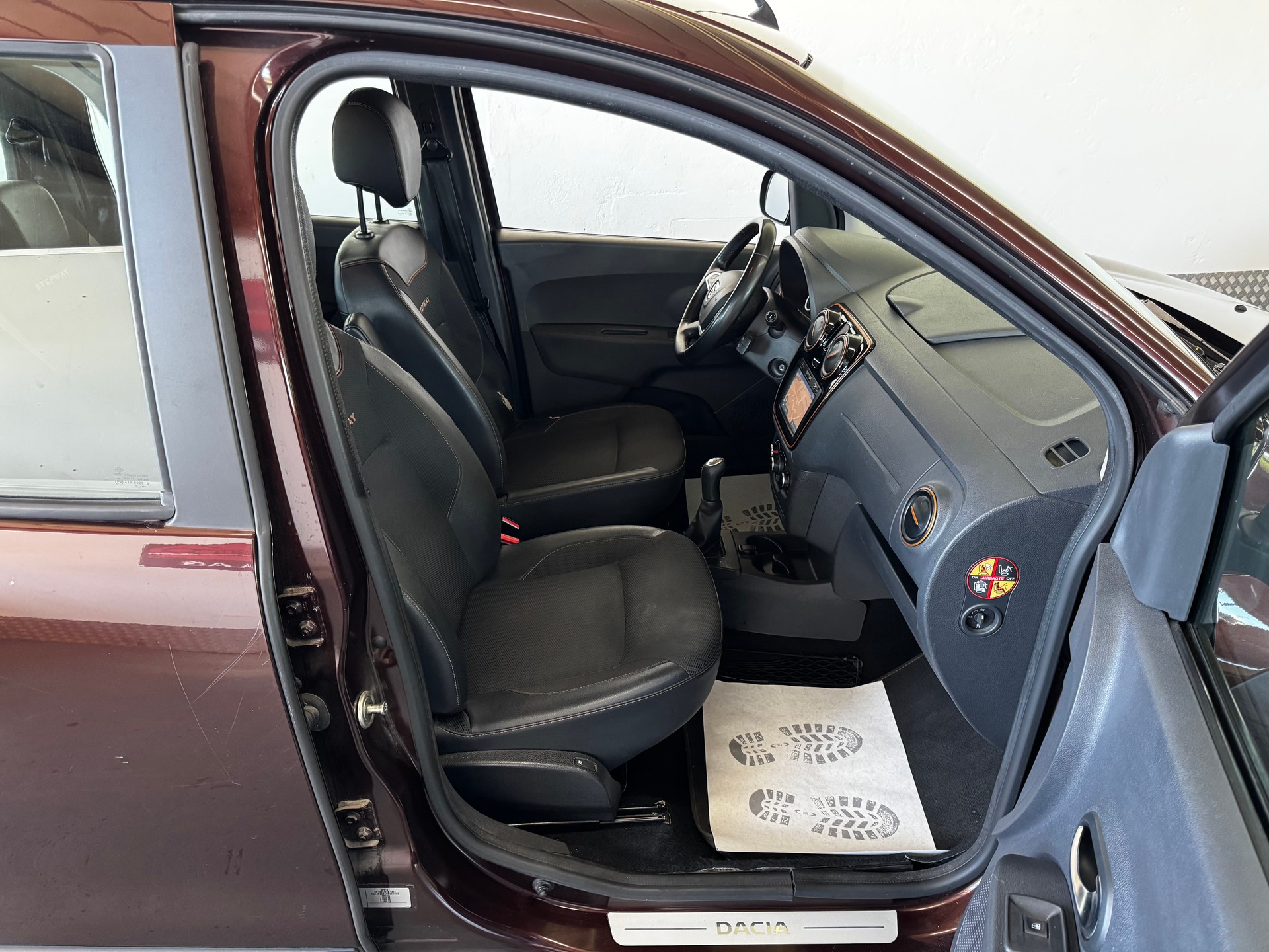 DACIA Lodgy 1.2 T Stepway 7PL-image-18