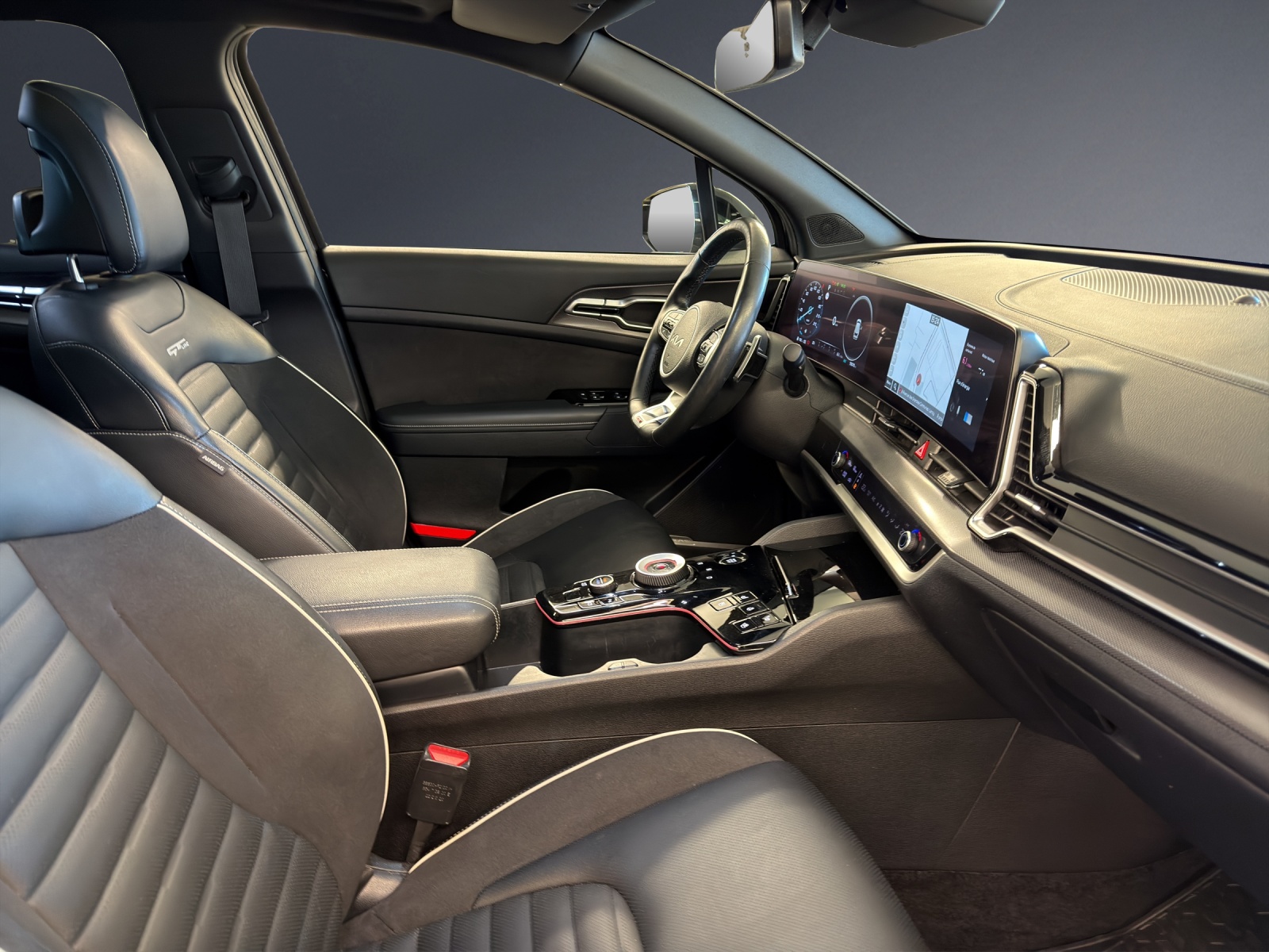 KIA Sportage 1.6THEV4x4 GT A-image-9