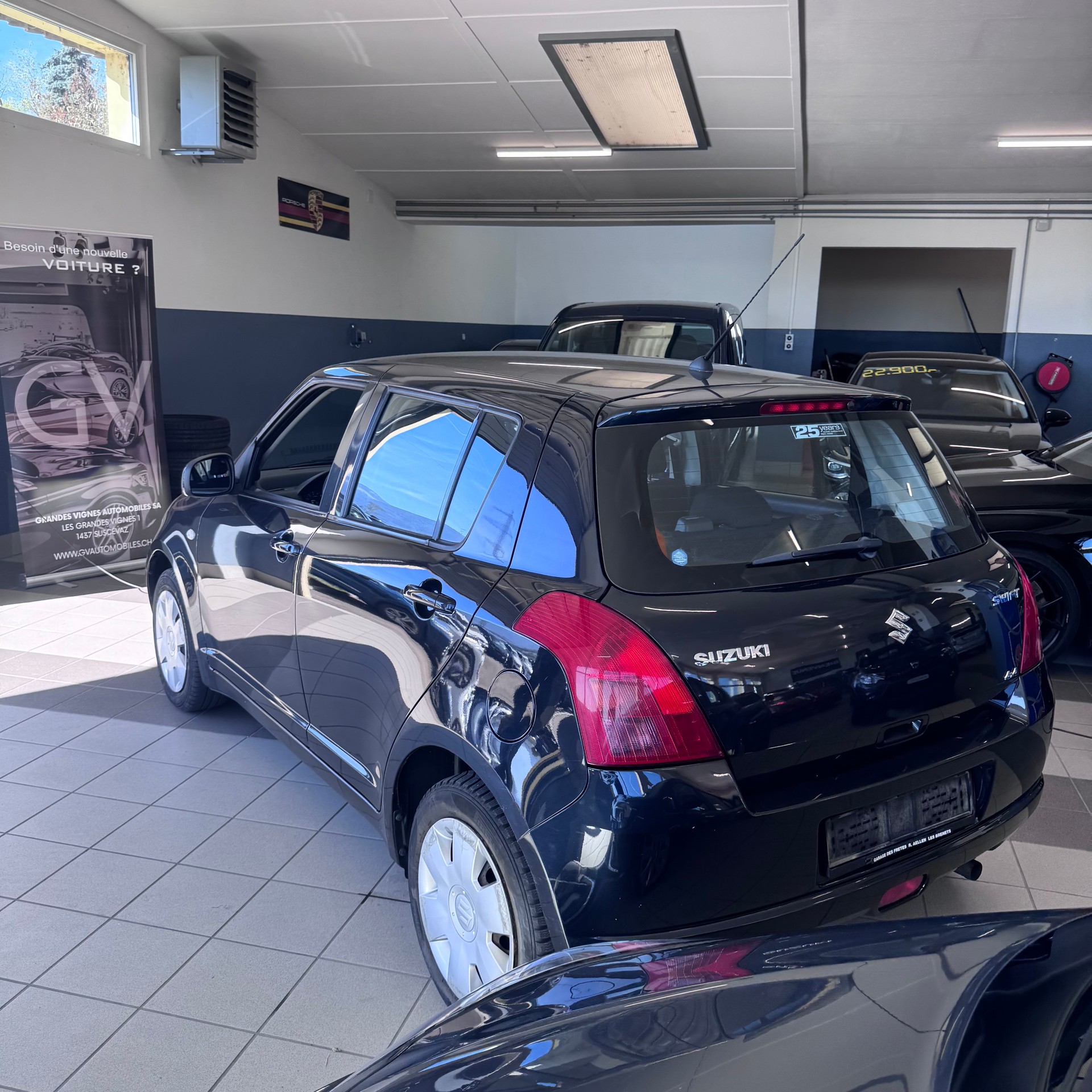 SUZUKI Swift 1.3i 16V GL Top 4x4-image-20