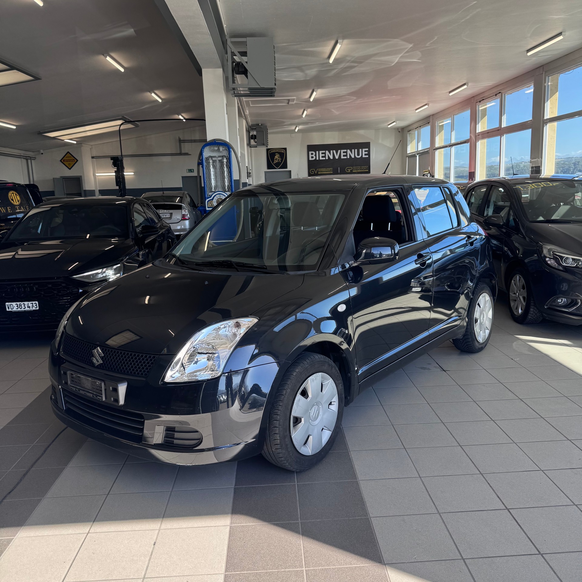SUZUKI Swift 1.3i 16V GL Top 4x4-image-19