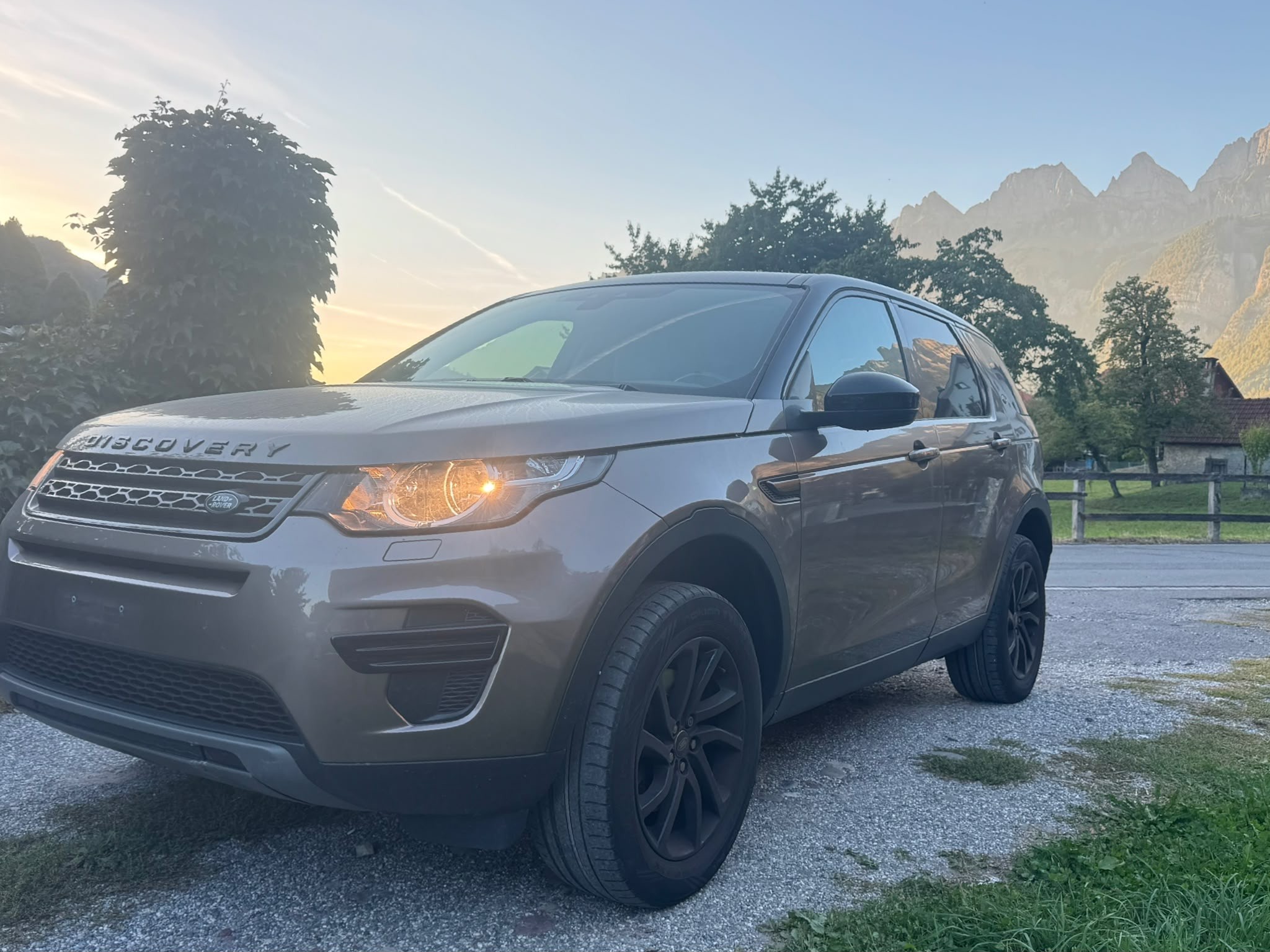 Car photo