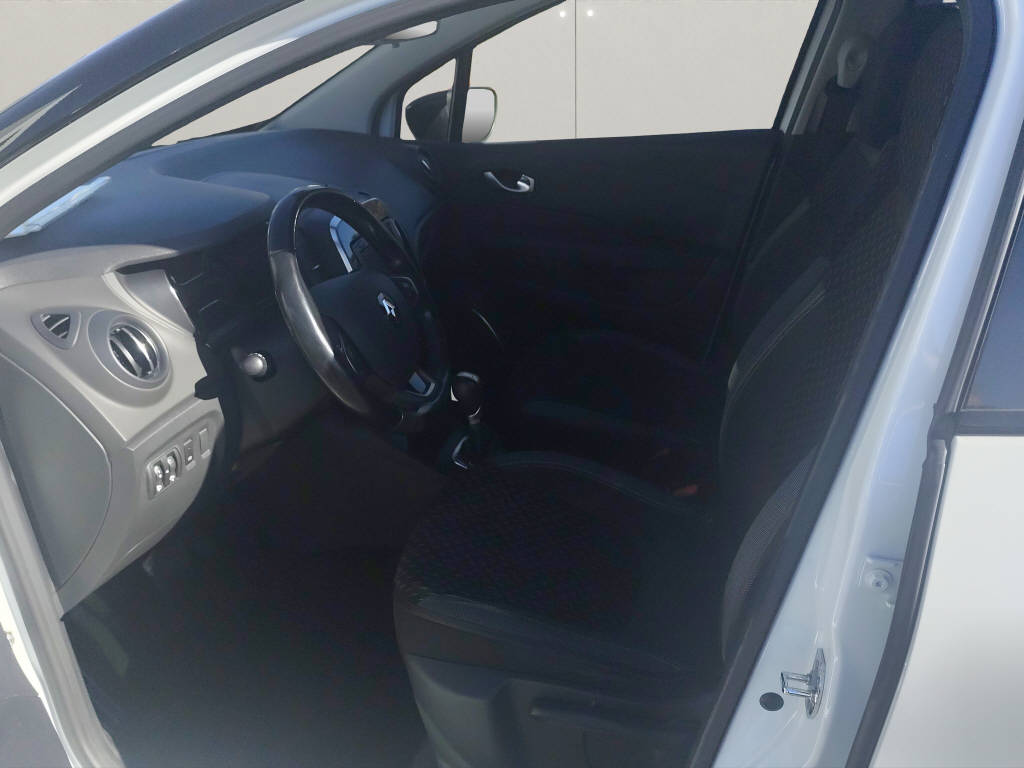 RENAULT Captur 1.2 T 16V Intens EDC-image-3