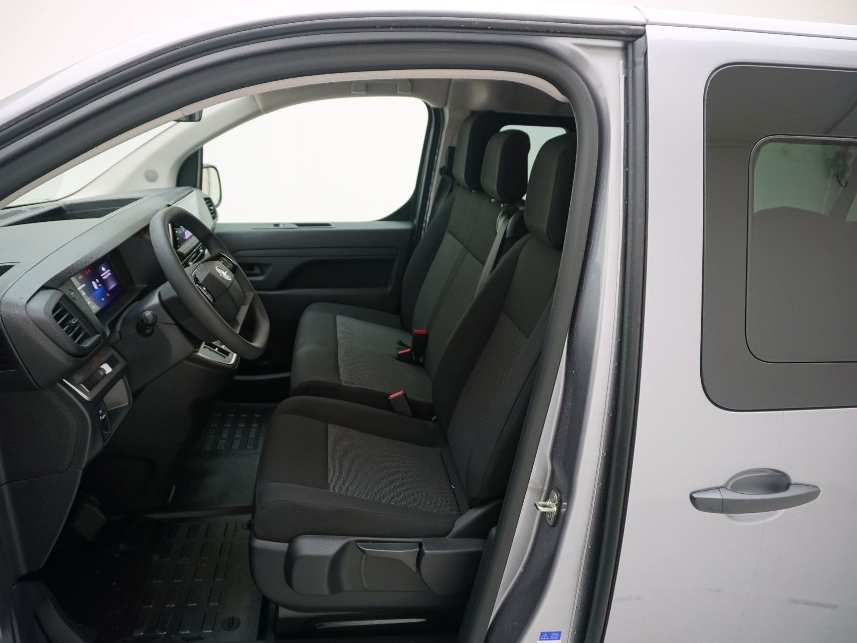 OPEL Vivaro XL 2.2 9Plätzer-image-6
