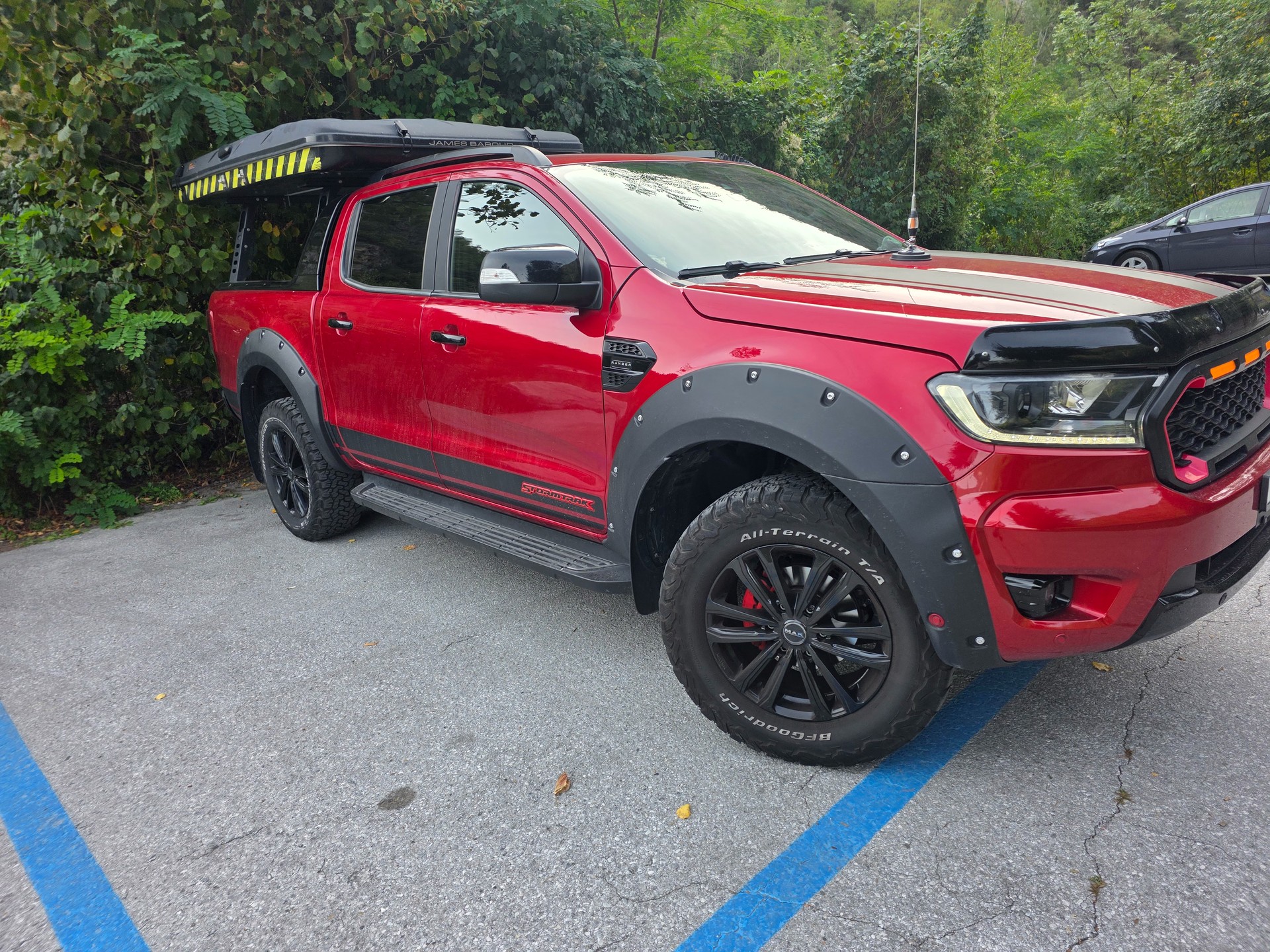 FORD 2.0 EcoBlue 4x4 Stormtrak-image-1