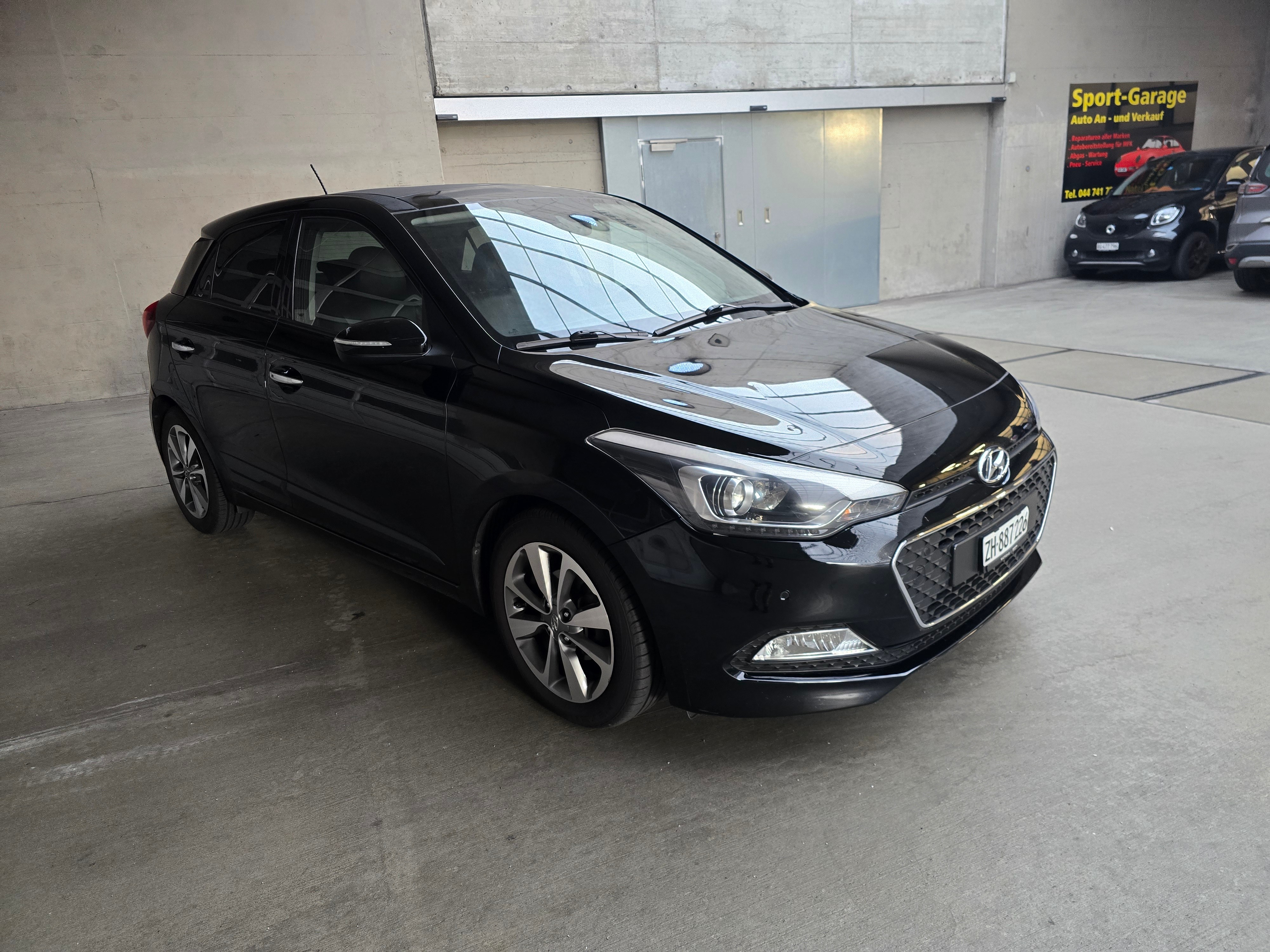 Car photo