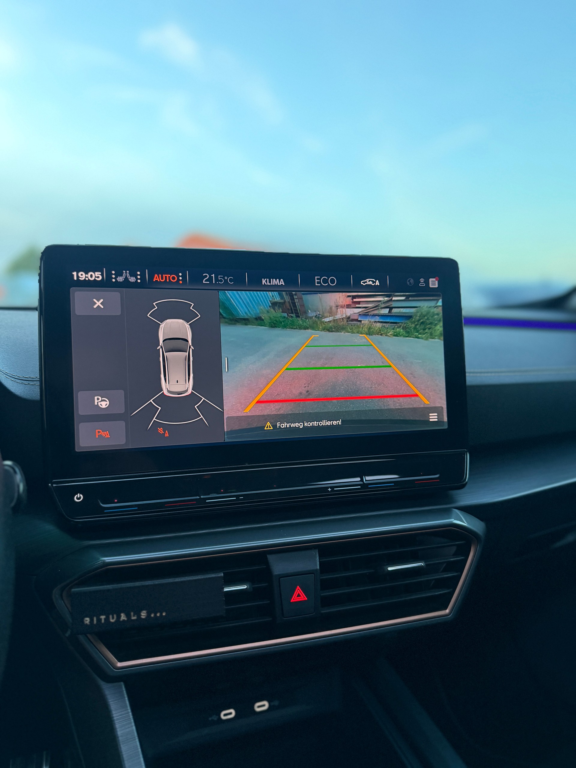 CUPRA Formentor 1.4 e-HYBRID pHEV VZ DSG-image-14