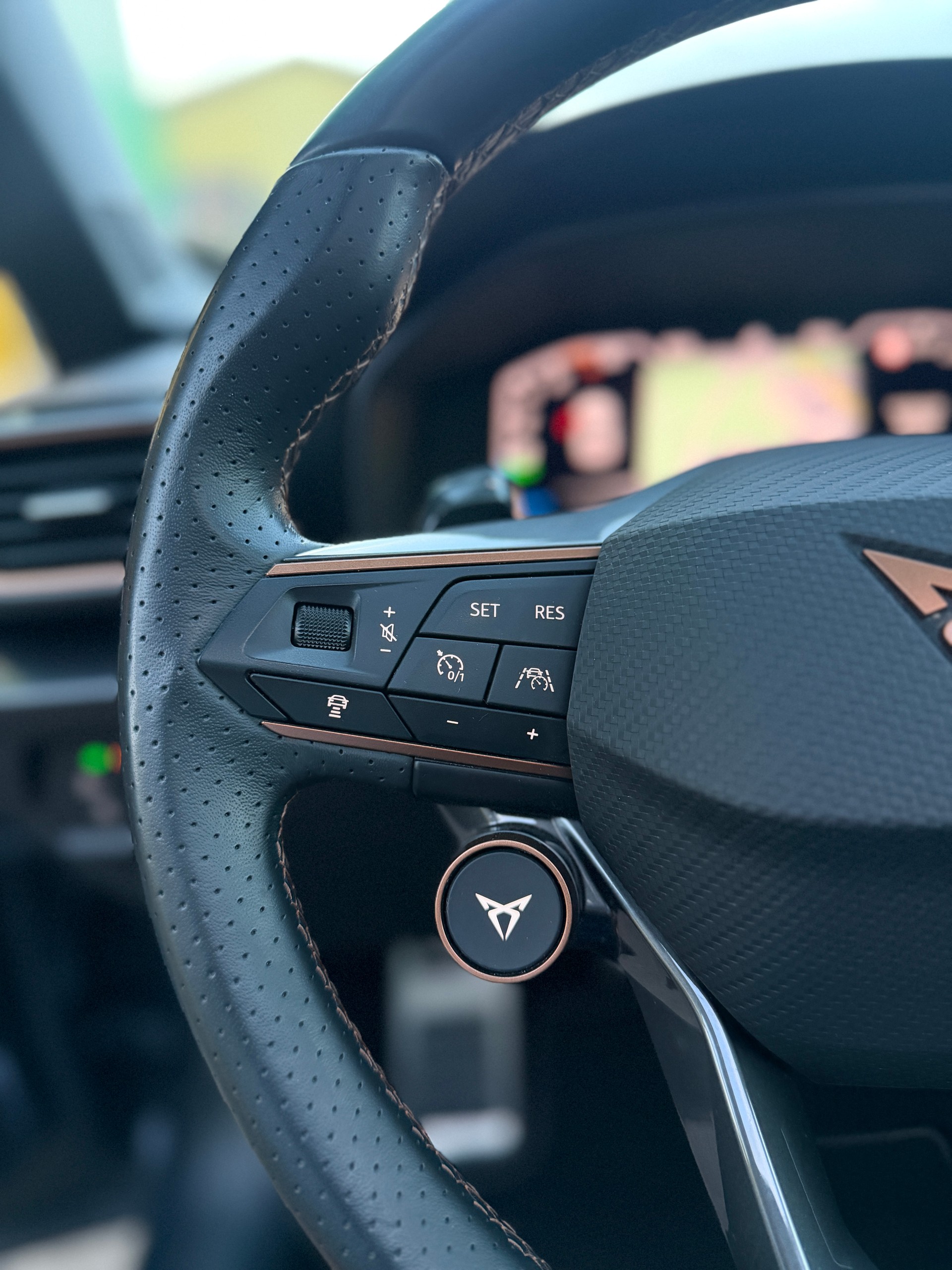 CUPRA Formentor 1.4 e-HYBRID pHEV VZ DSG-image-11