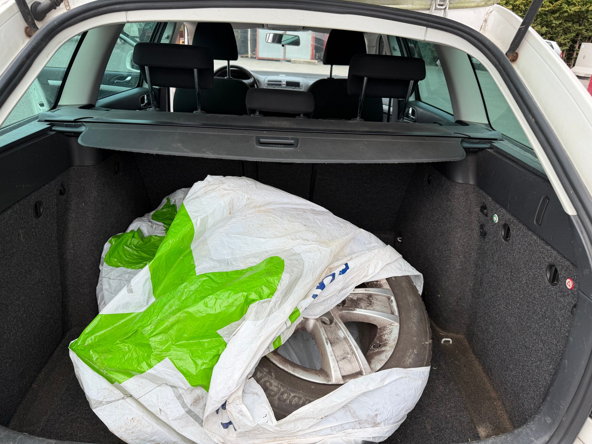 SKODA Octavia Combi 1.8 TSI Swiss Adventure 4x4-image-8