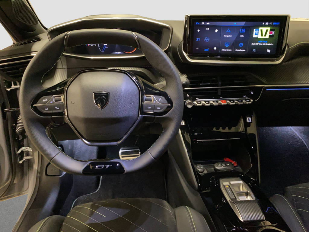 PEUGEOT 208 1.2 Hybrid 145 GT Exclusive-image-9