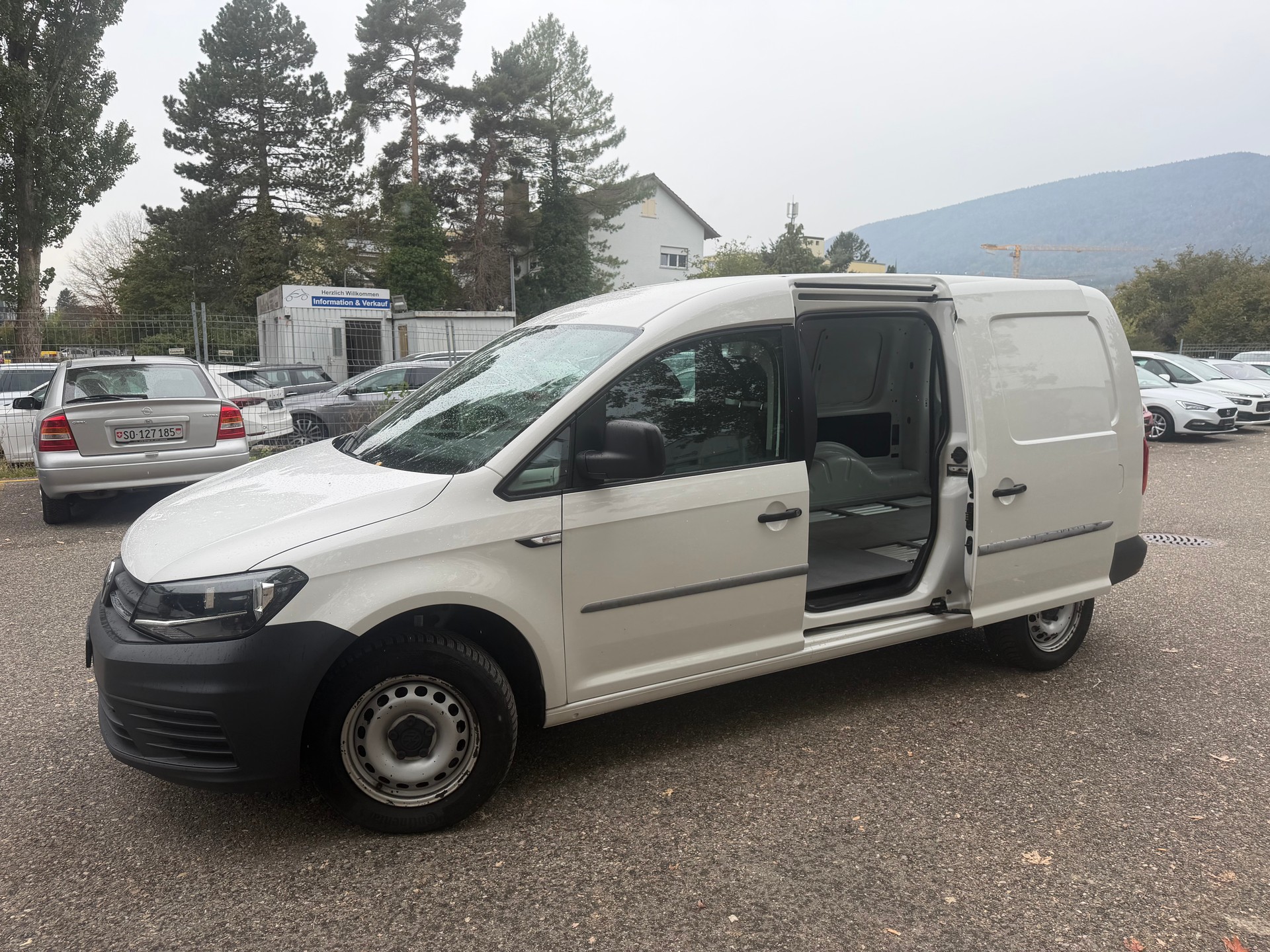 VW Caddy Maxi 2.0TDI BlueMotion Technology * Gr. Navi * Klimaanlage * PDC H * Tempomat * Frisch Ab MFK-image-7